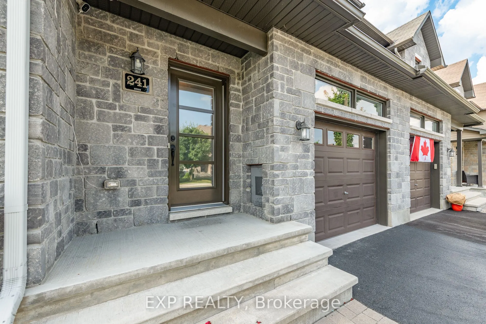 241 King Street