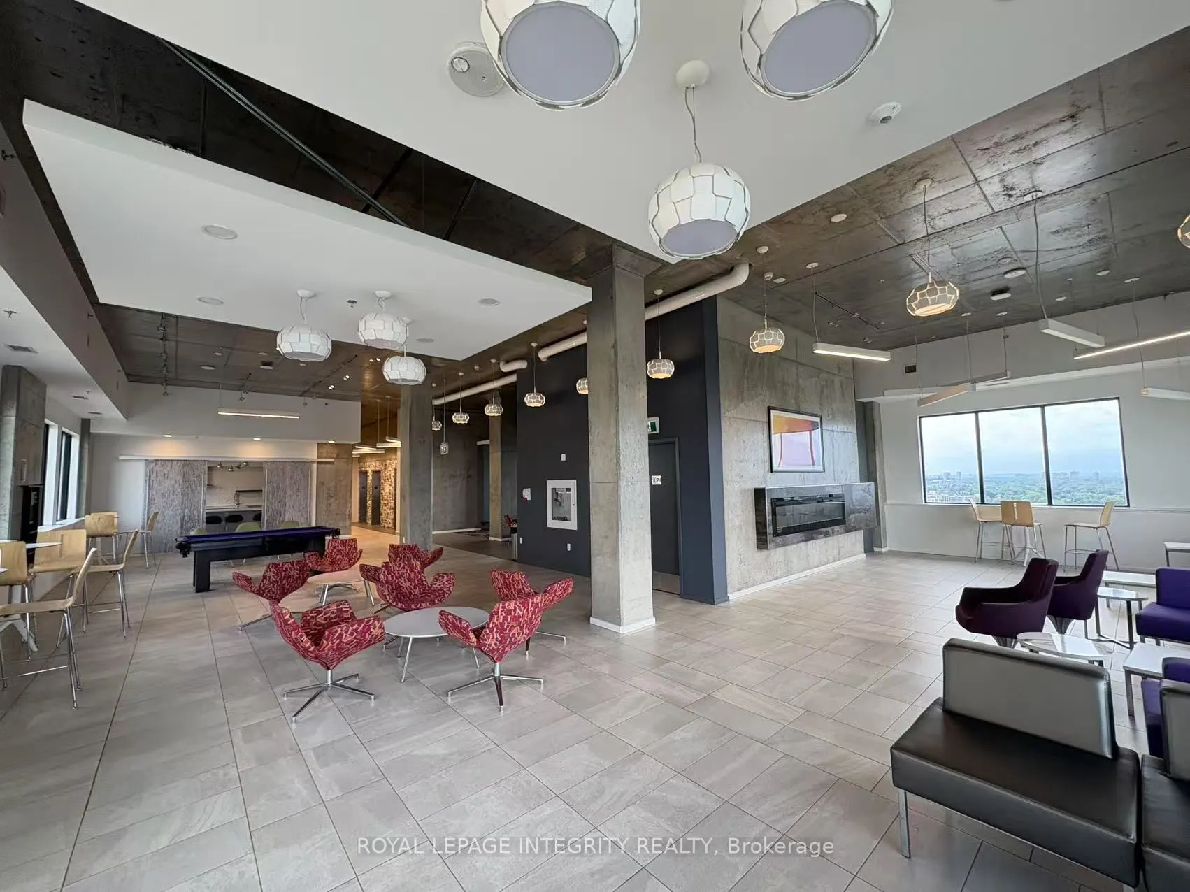 105 Champagne Avenue, #2010