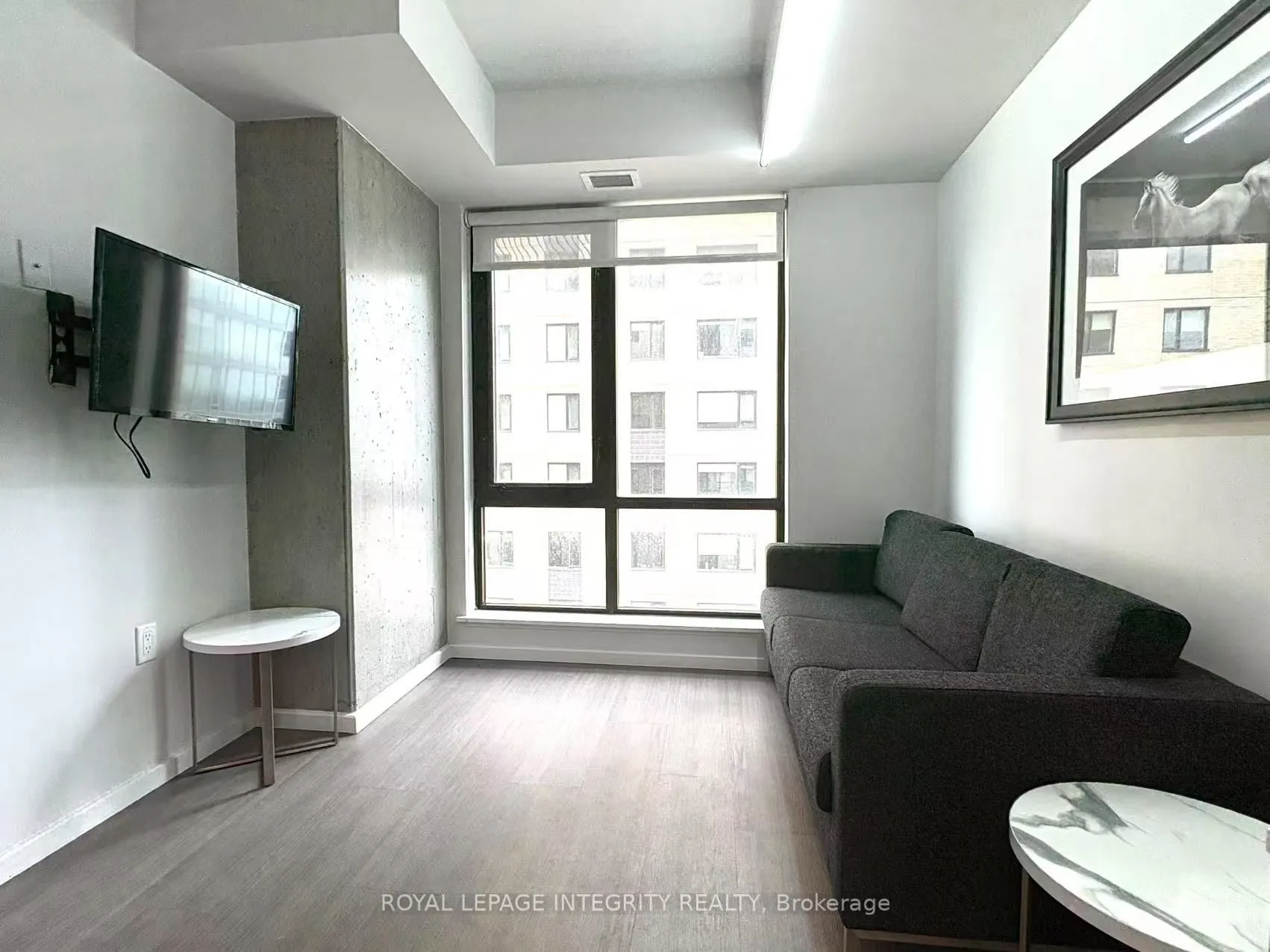 105 Champagne Avenue, #2010