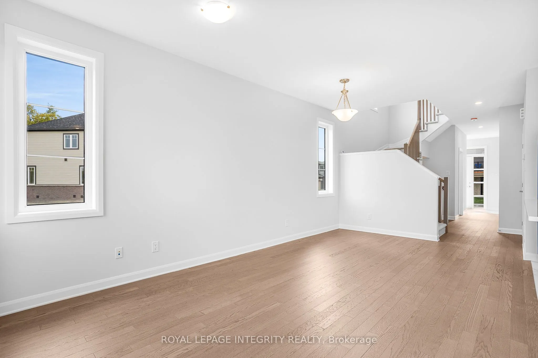 247 Elsie Macgill Walk