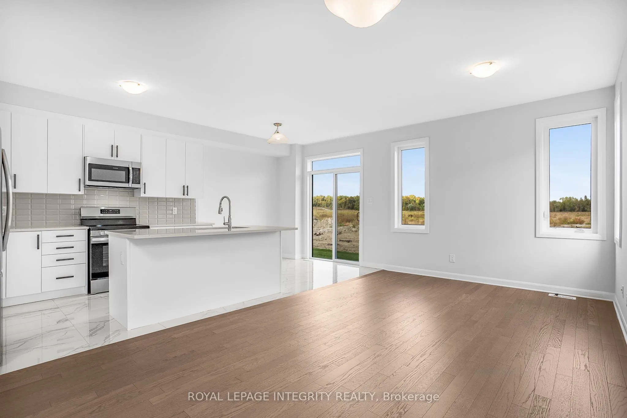 247 Elsie Macgill Walk