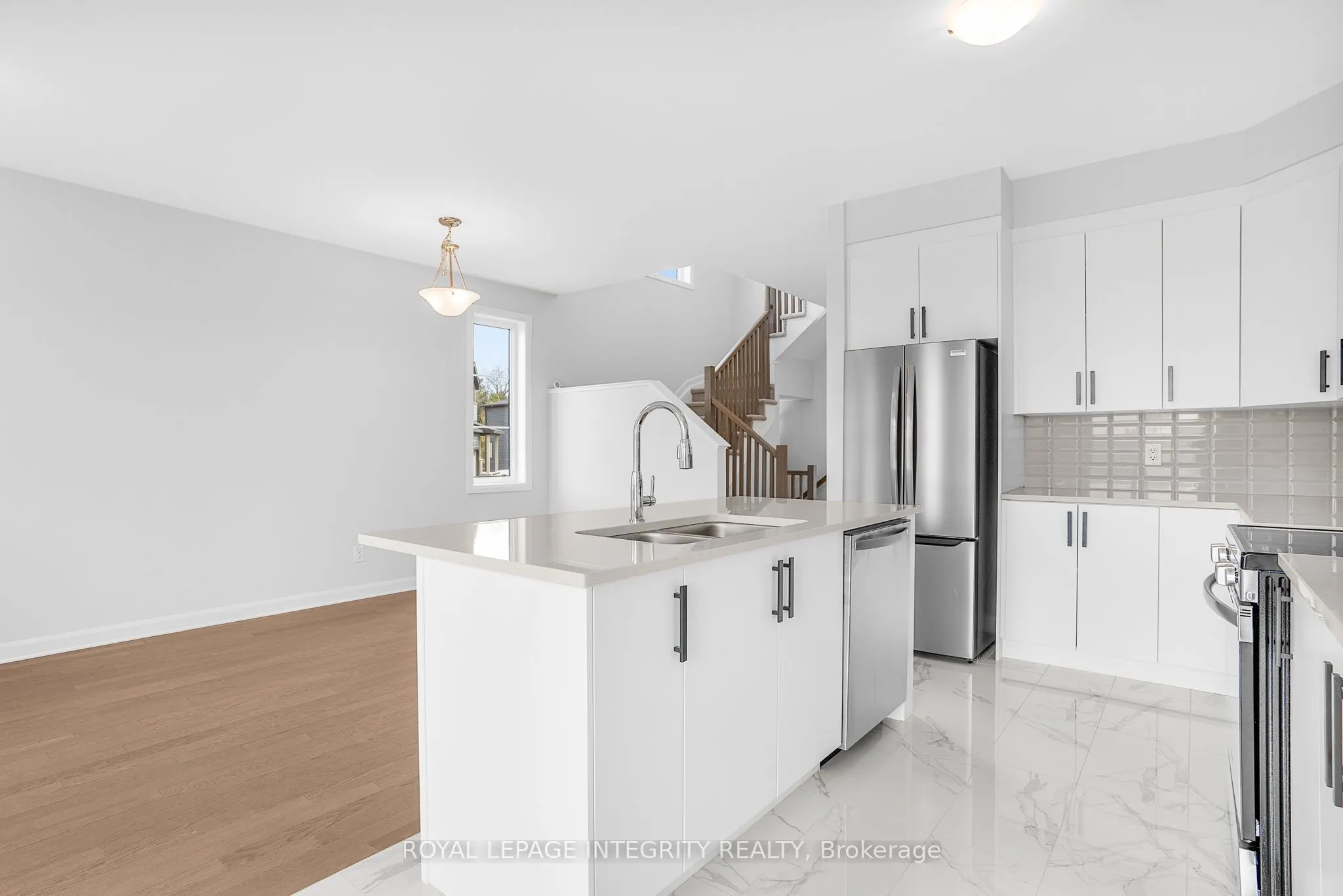 247 Elsie Macgill Walk