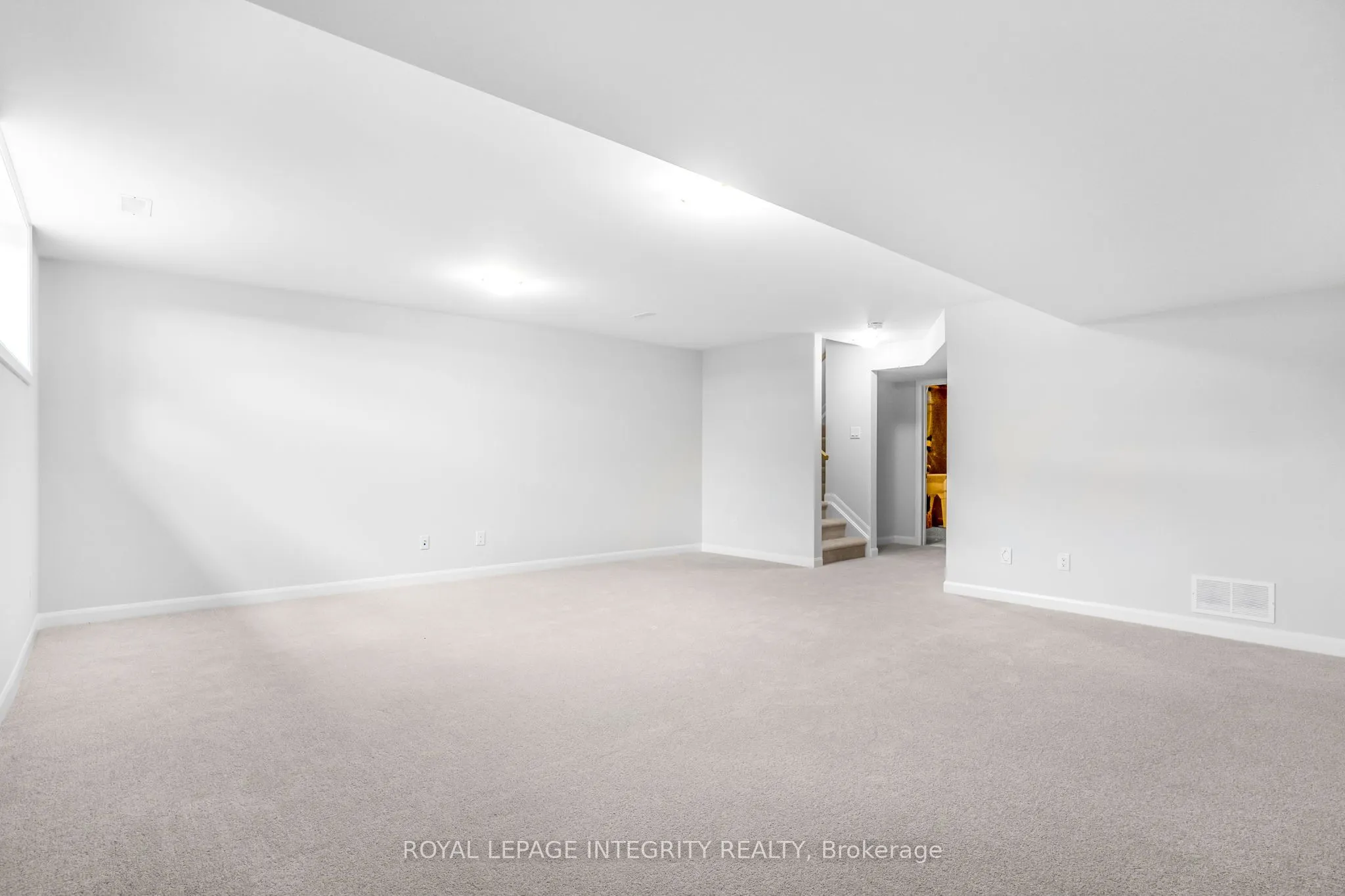 247 Elsie Macgill Walk
