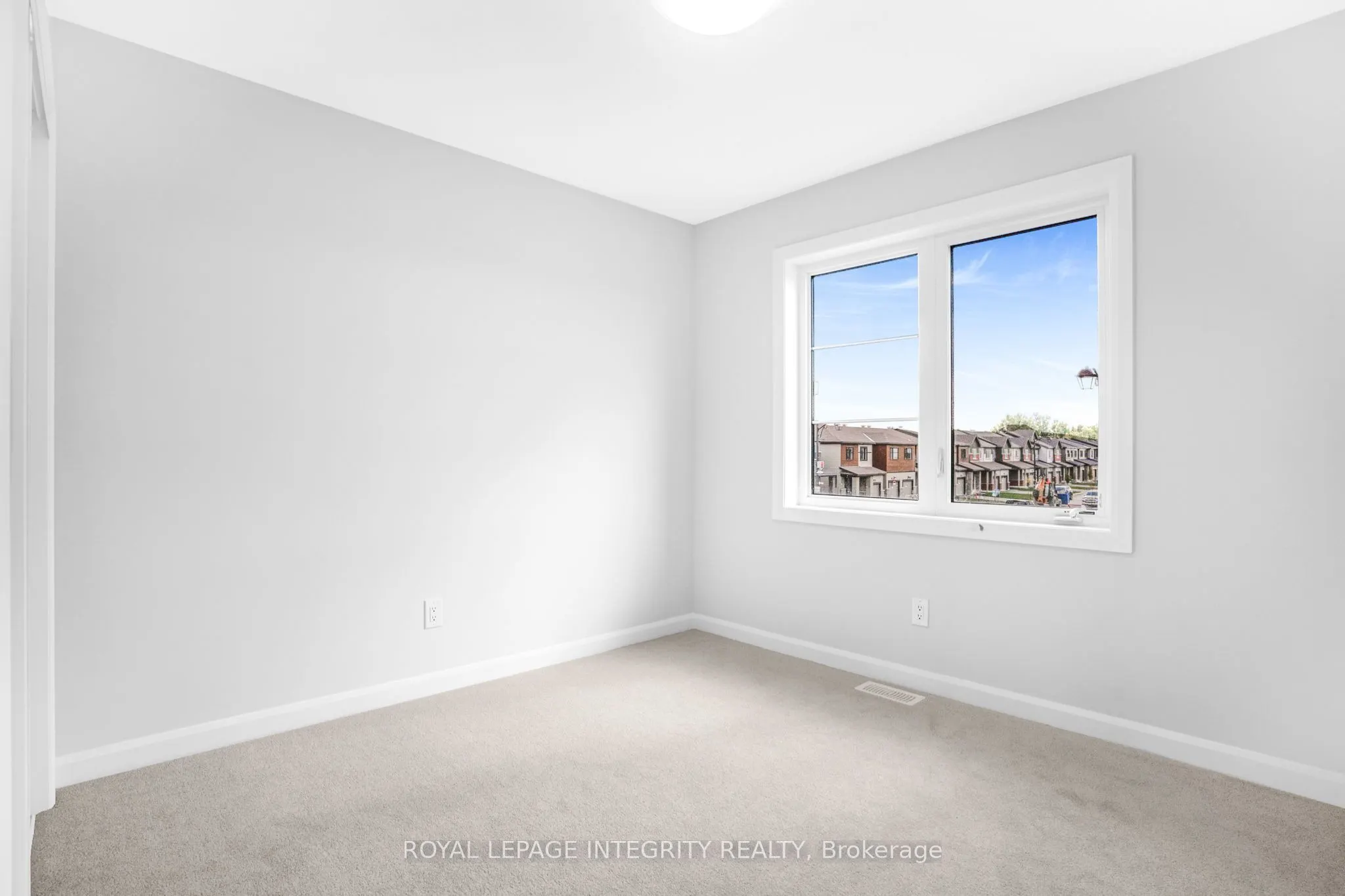 247 Elsie Macgill Walk