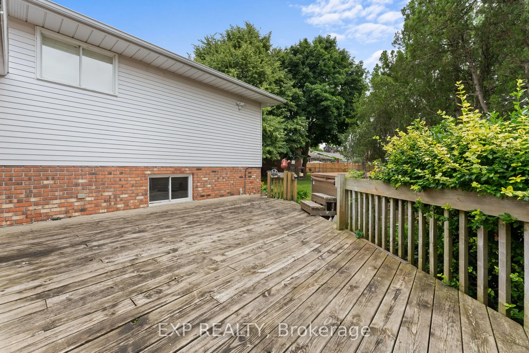 121 TollGate Road