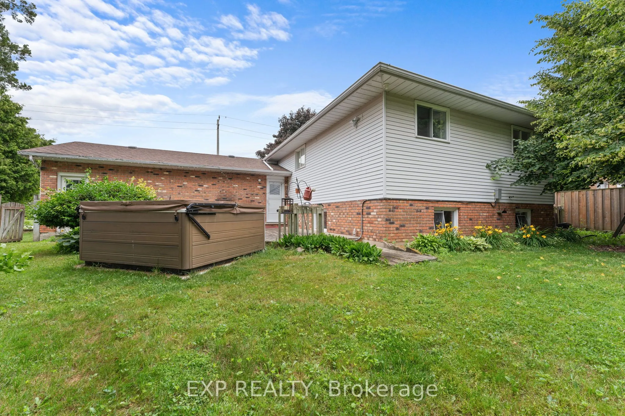 121 TollGate Road