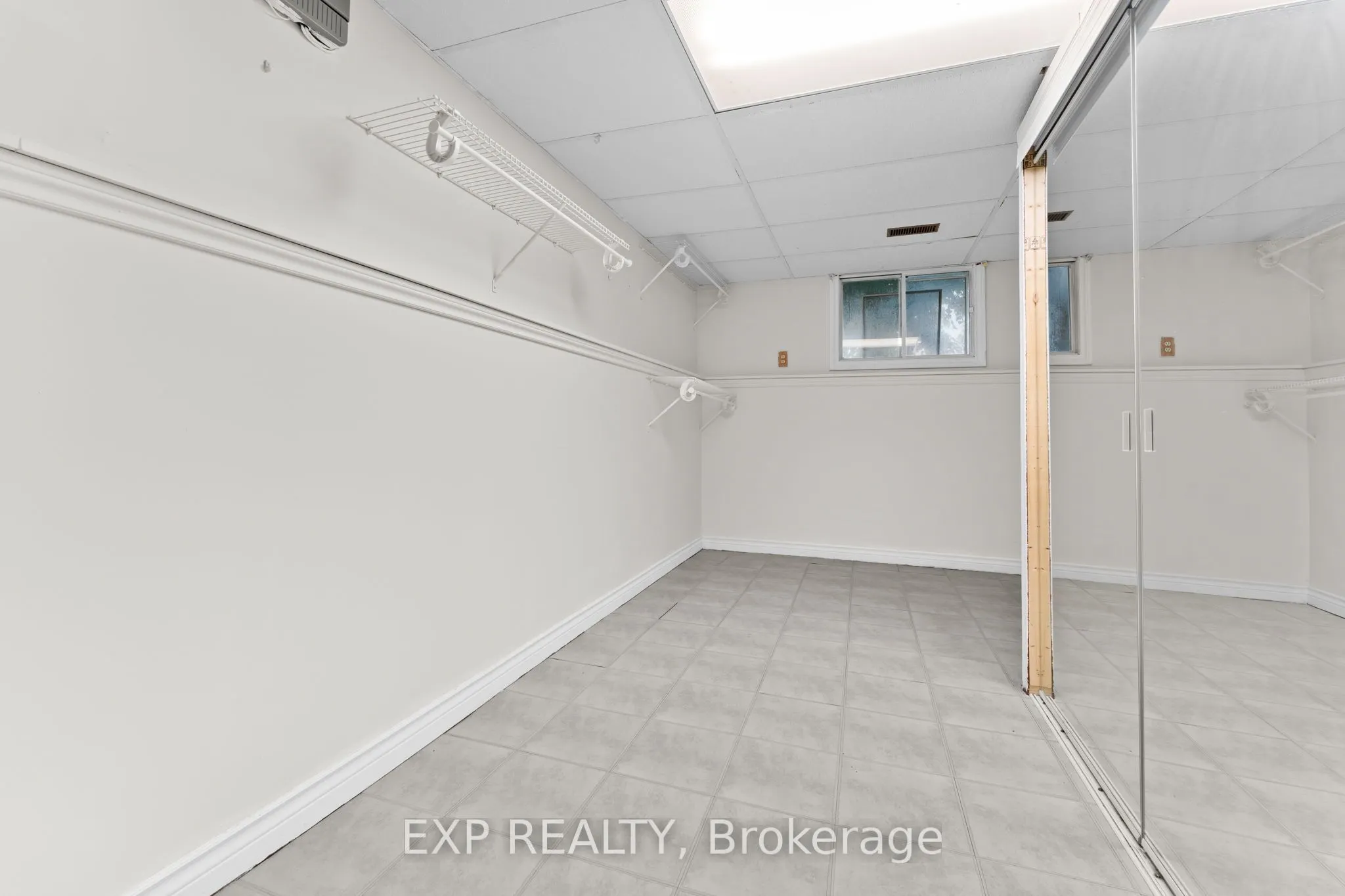 121 TollGate Road