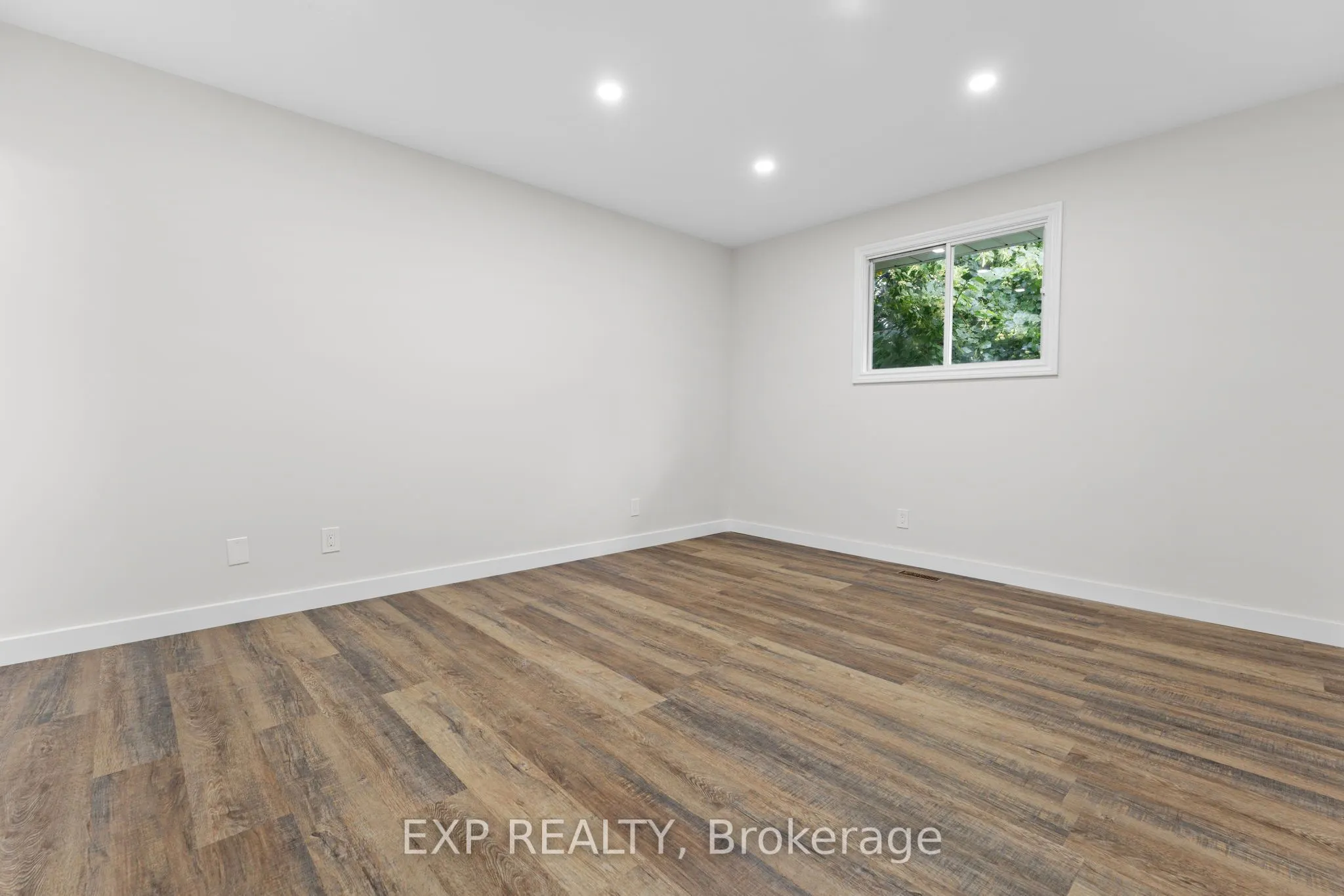121 TollGate Road