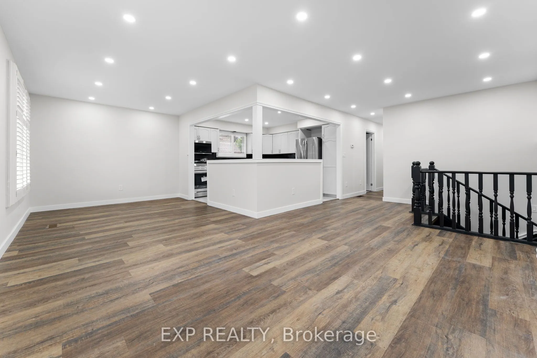 121 TollGate Road