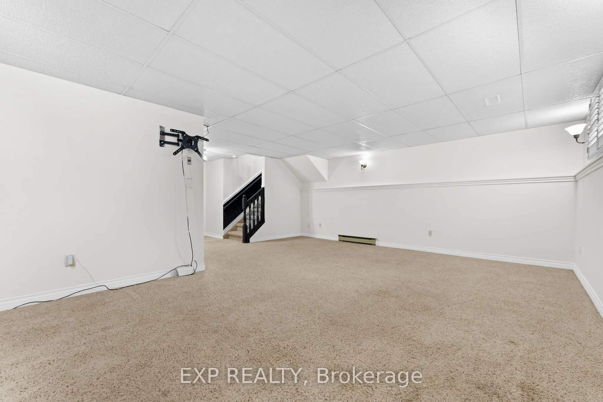 121 TollGate Road