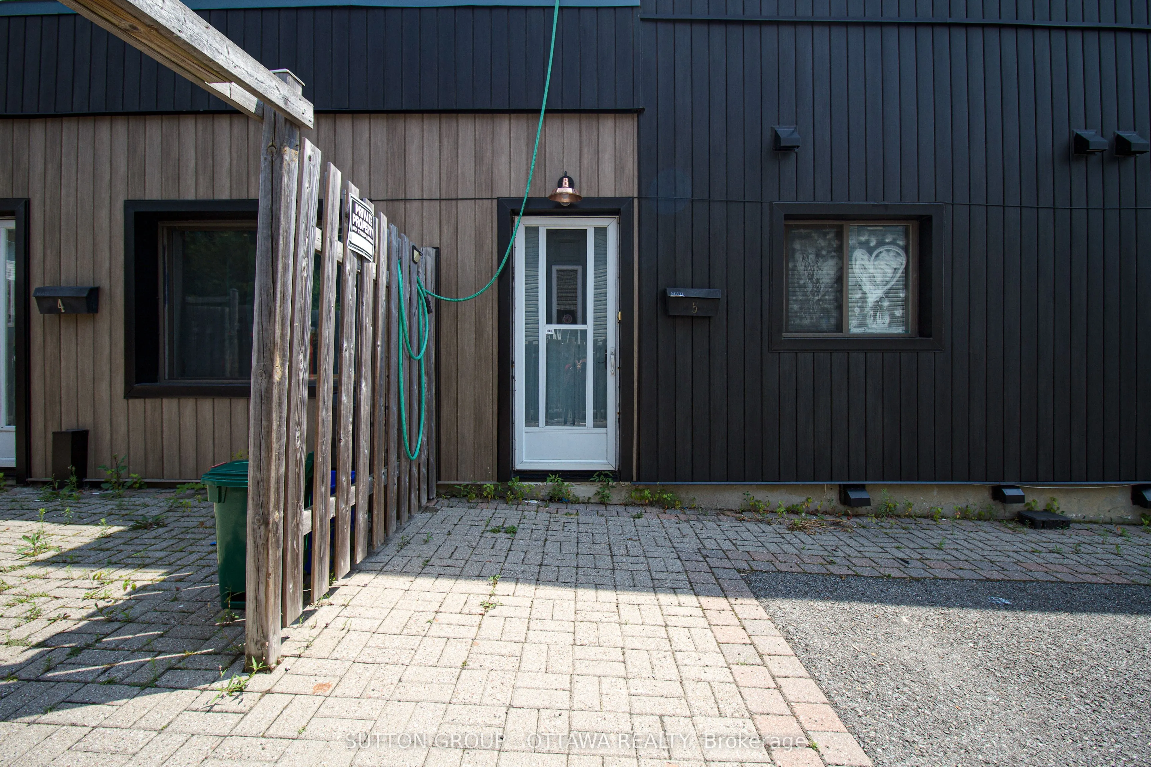 309 Cyr Avenue