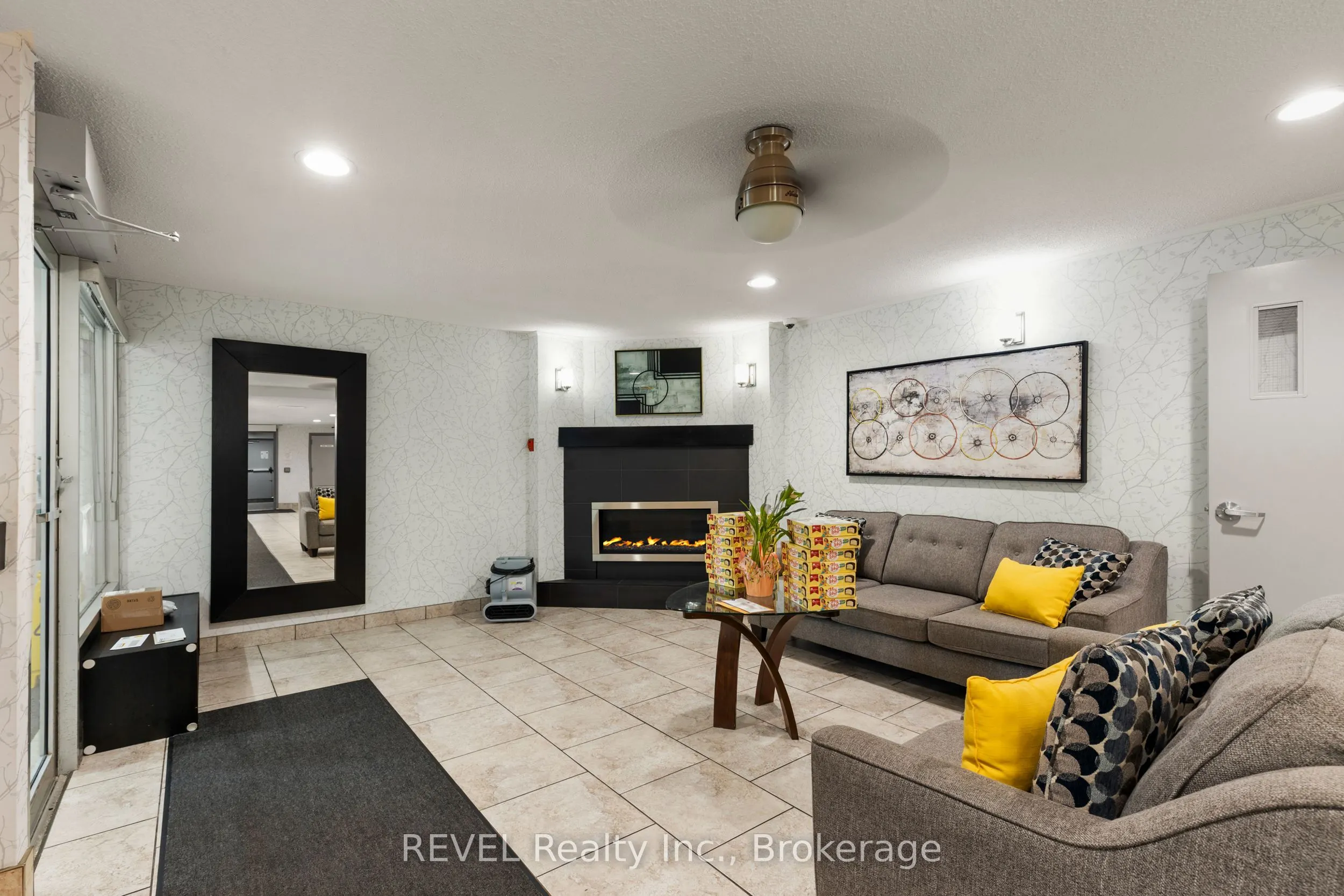198 SCOTT Street, #317