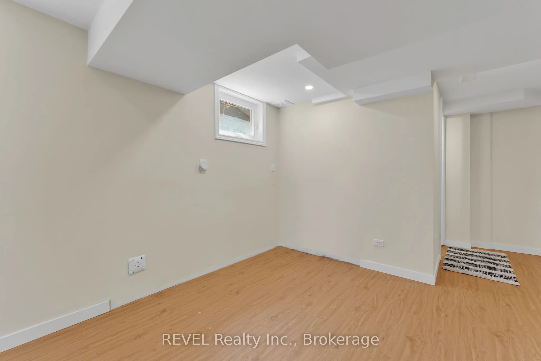 120 Royal Oak Drive