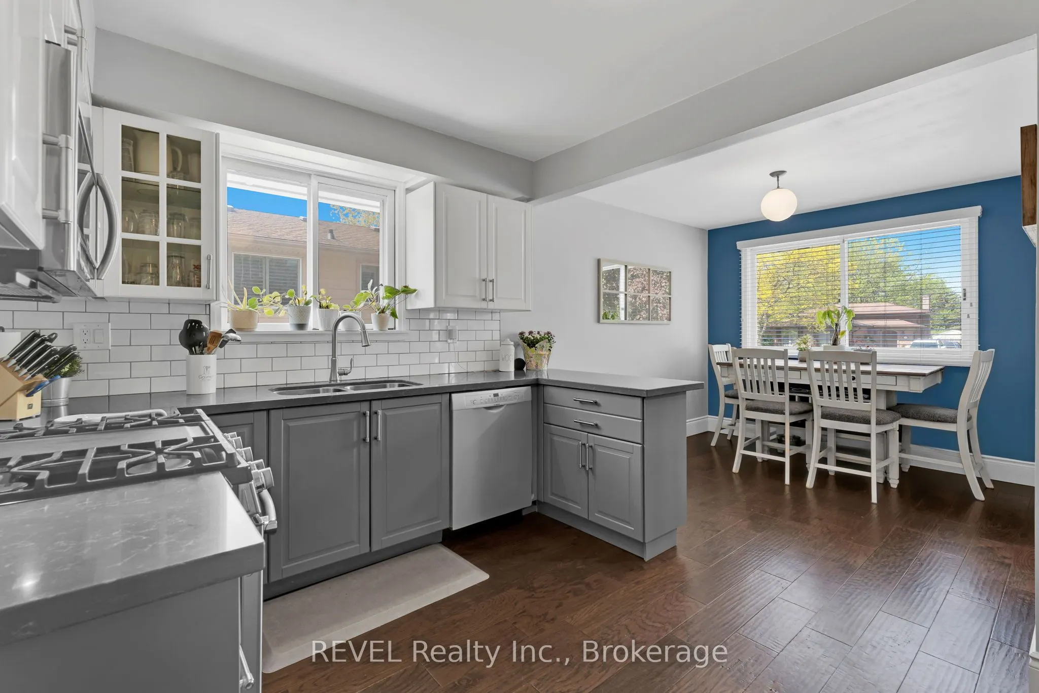 120 Royal Oak Drive