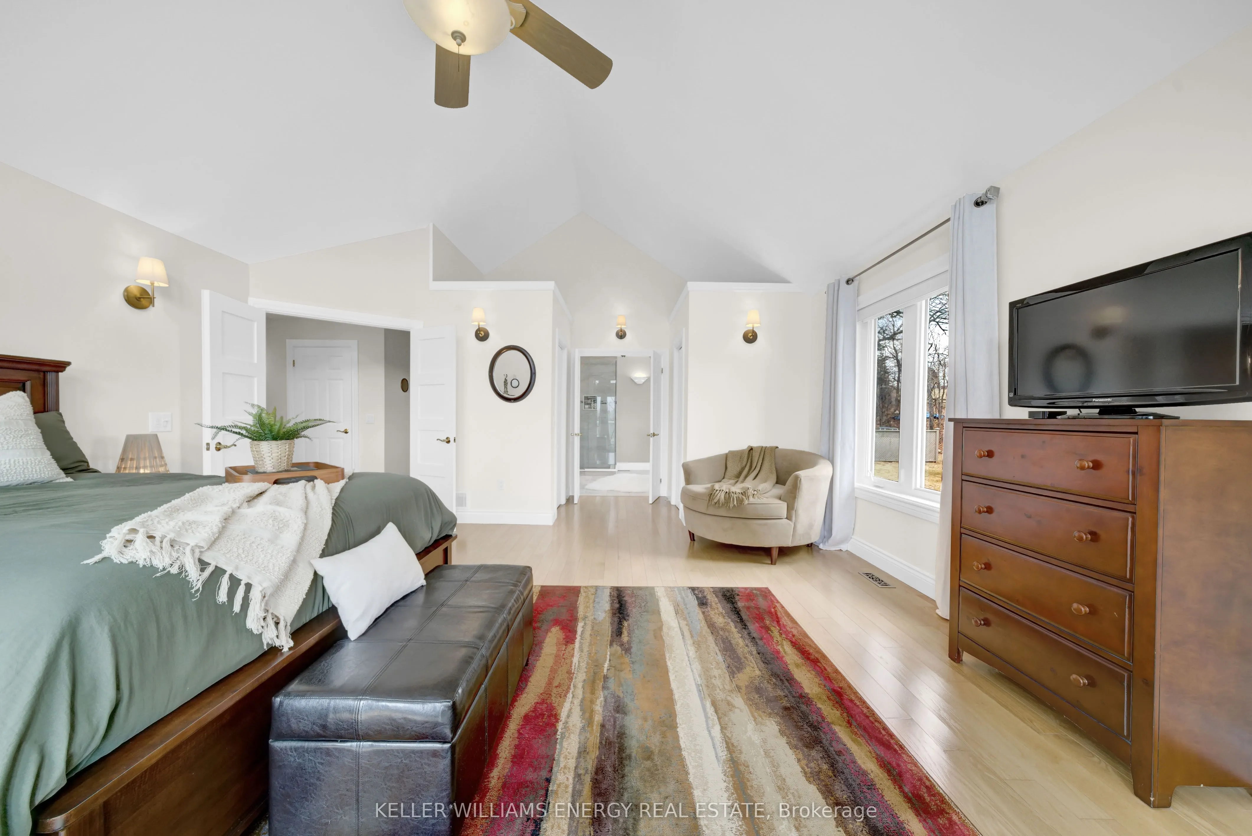 43 Smiths Bay Avenue