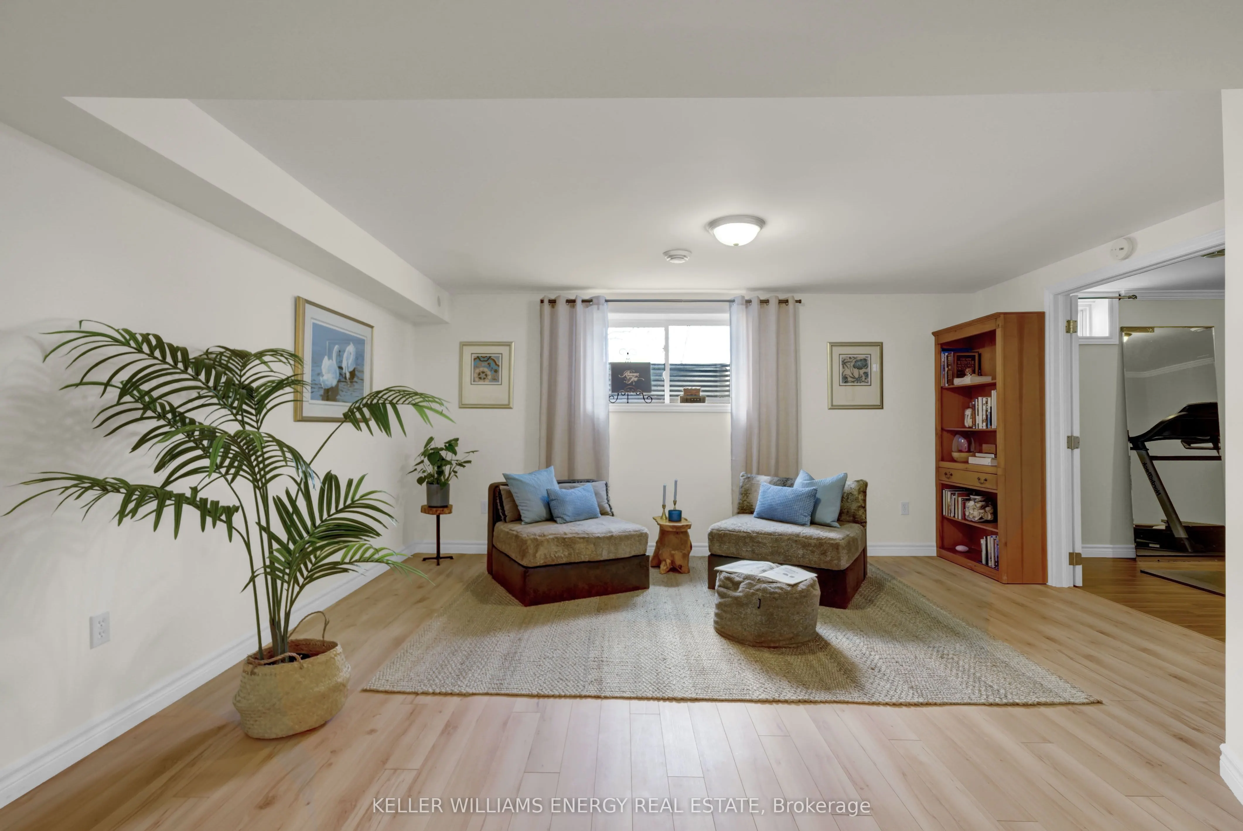43 Smiths Bay Avenue