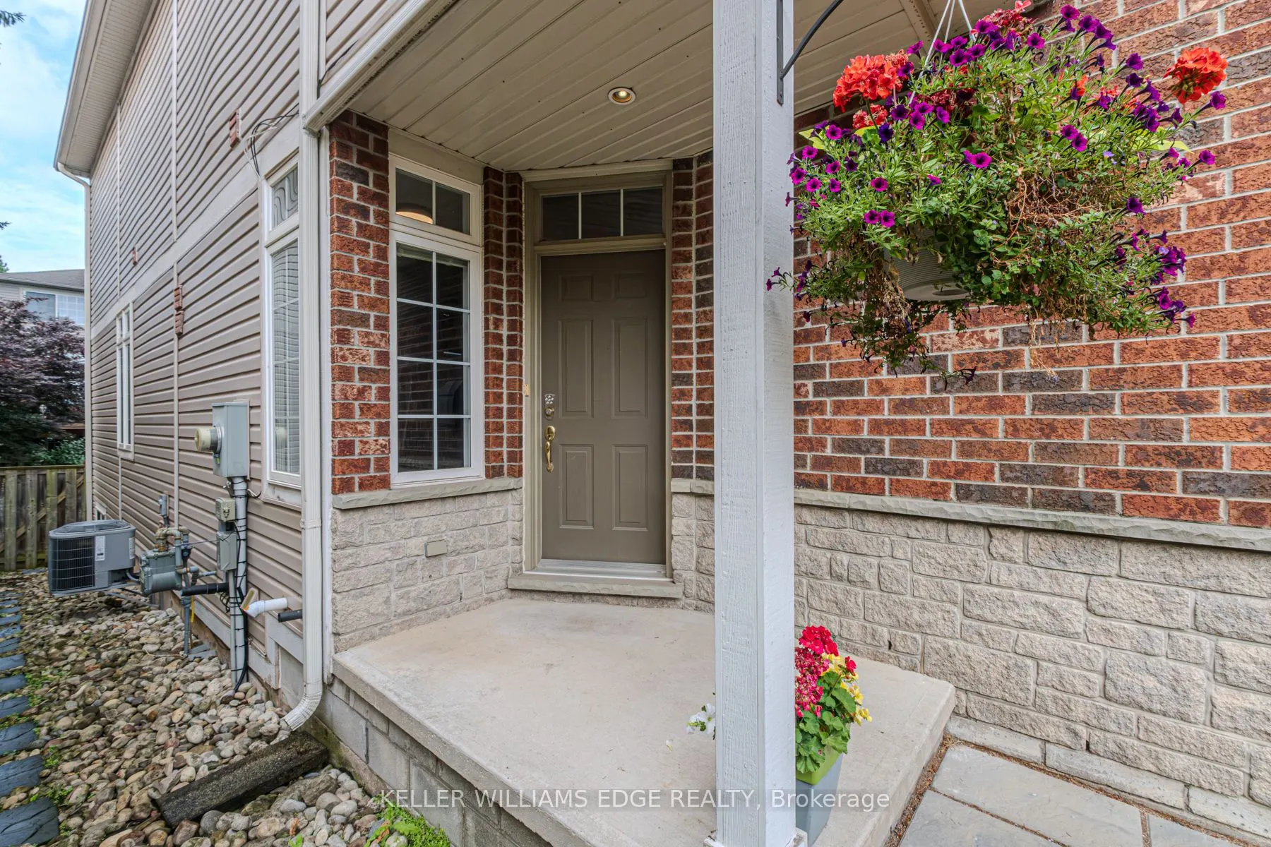 18 Sunnycroft Court