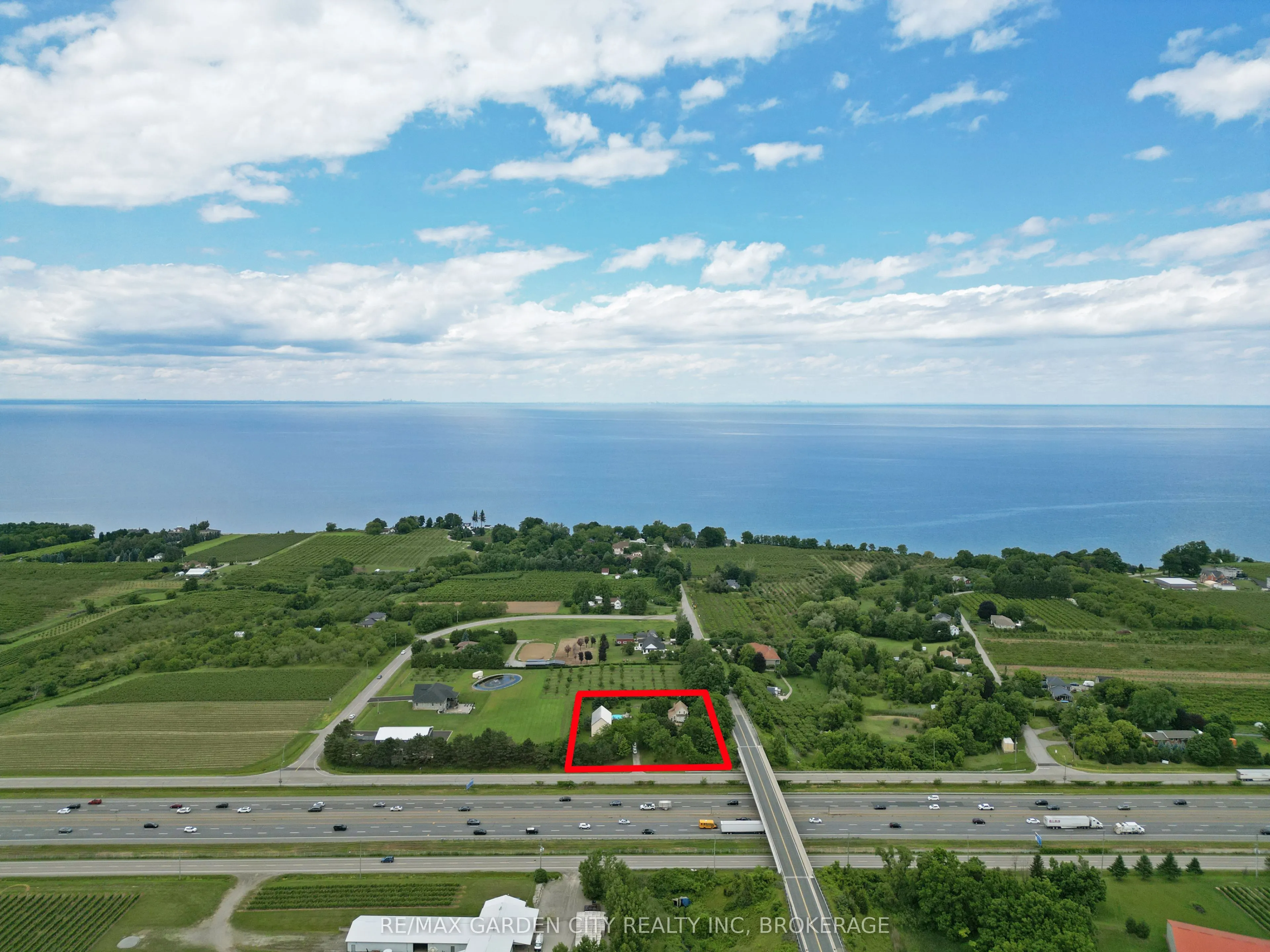 5400 North Service Road