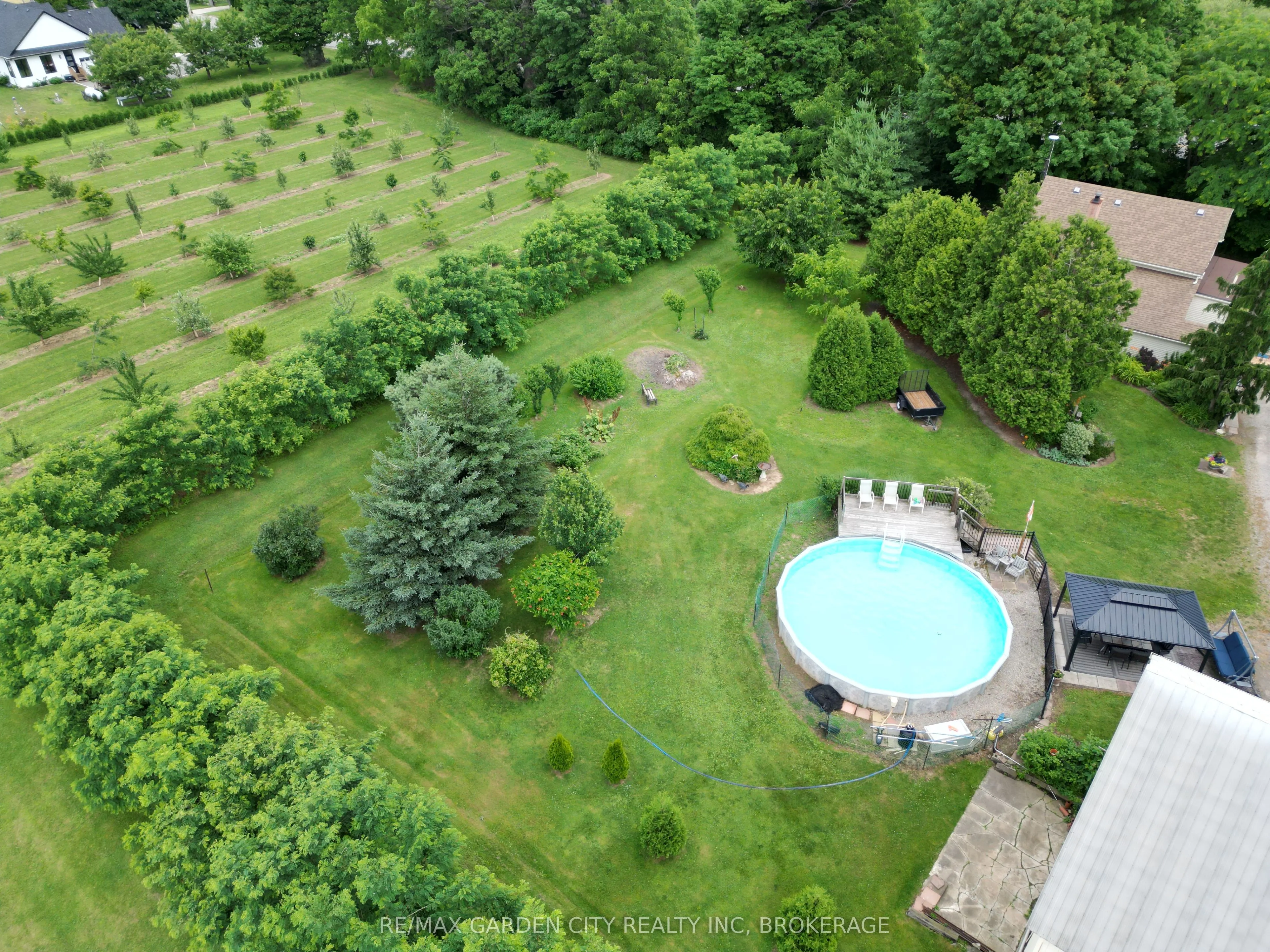 5400 North Service Road