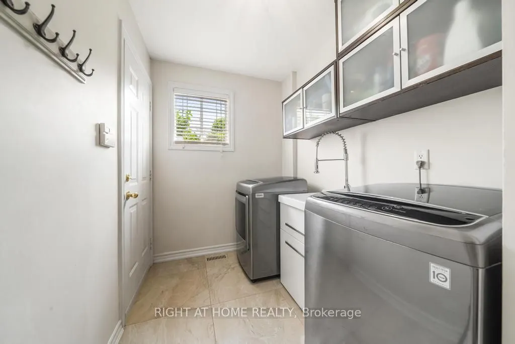 12 Valridge Court