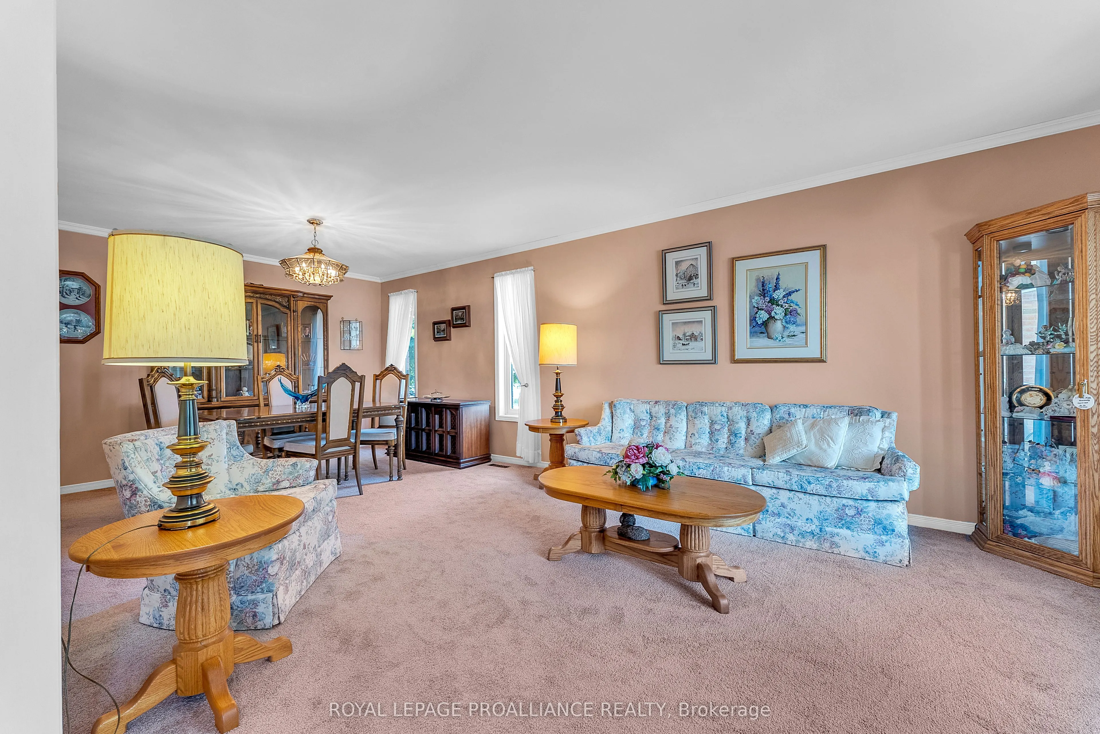 17 Hemlock Crescent
