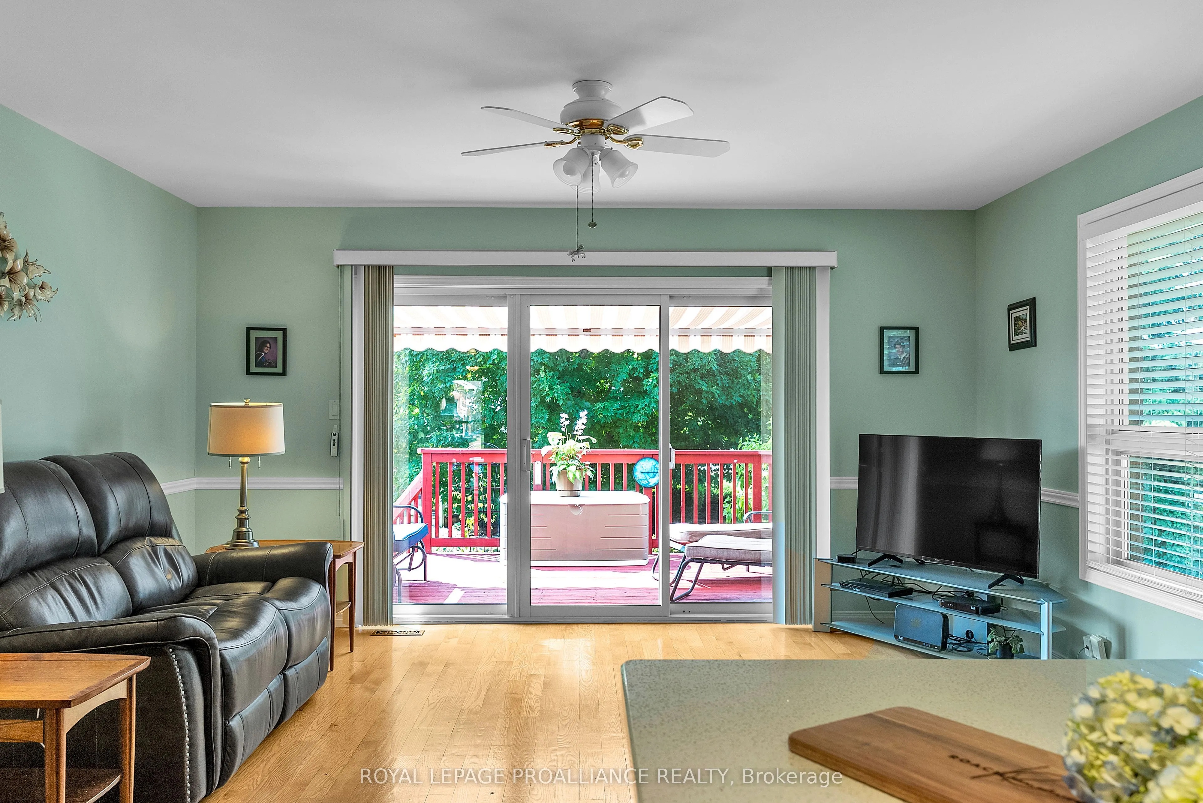 17 Hemlock Crescent