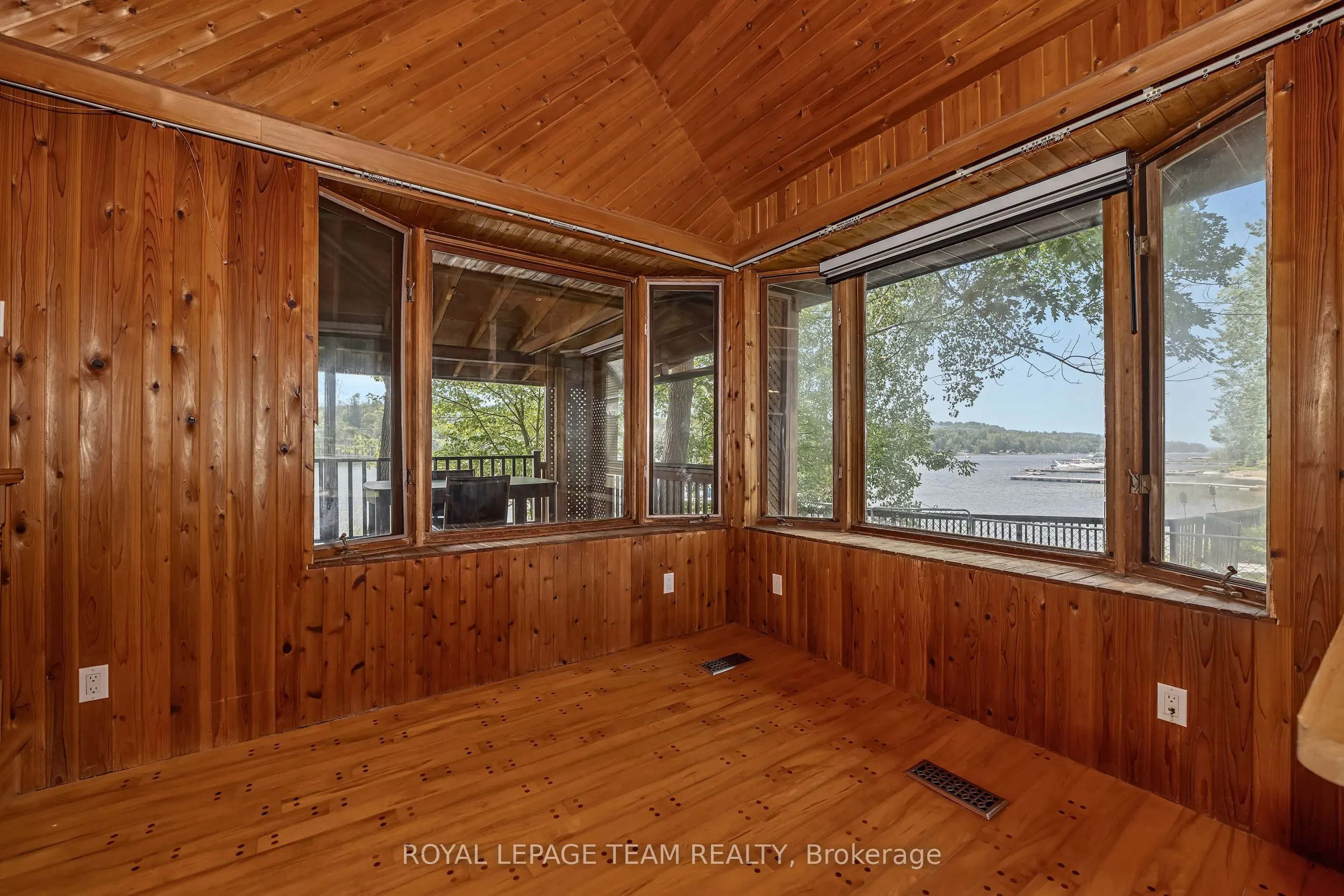 1210 Bayview Drive