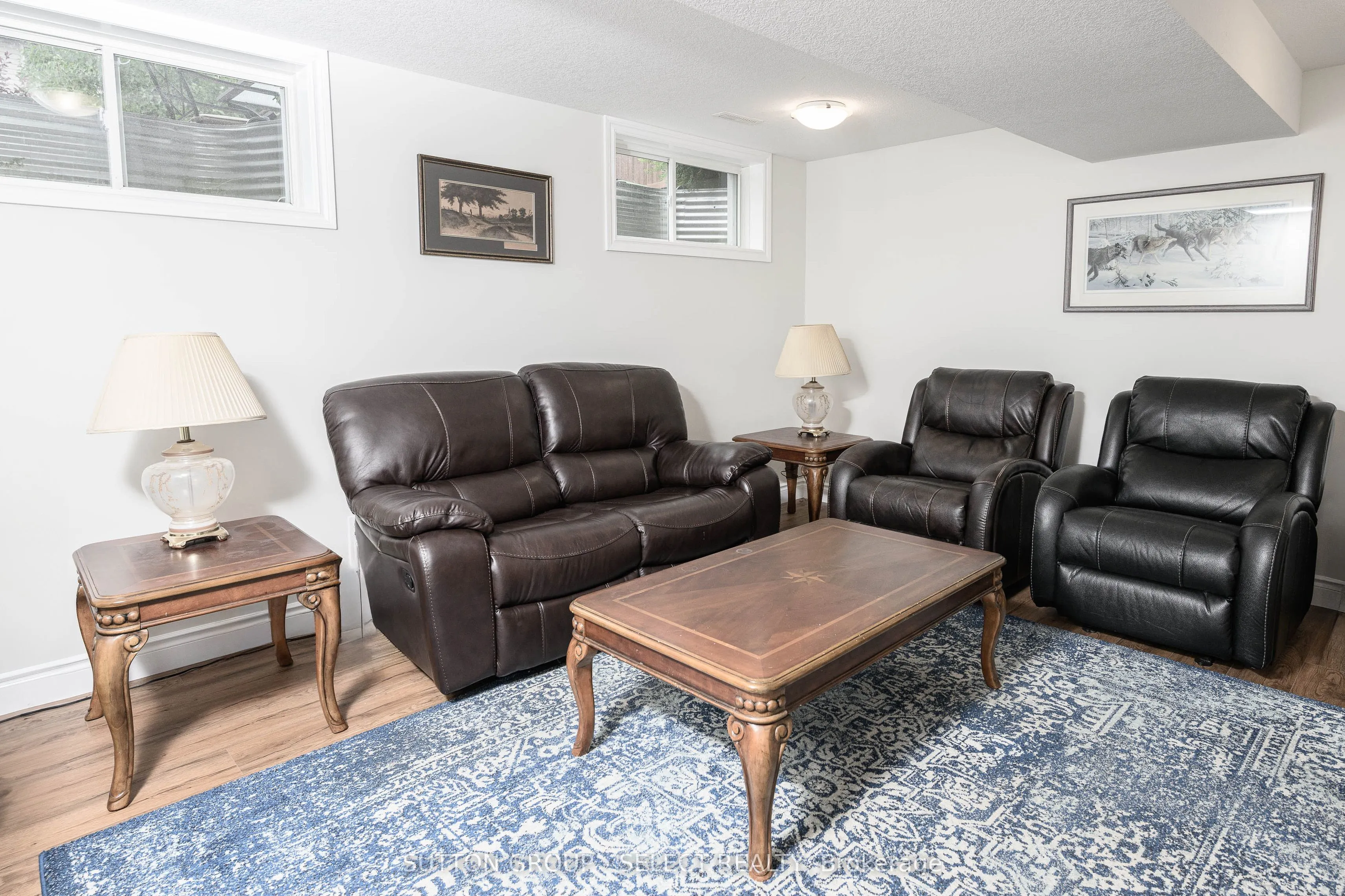 7 AMBLESIDE Drive