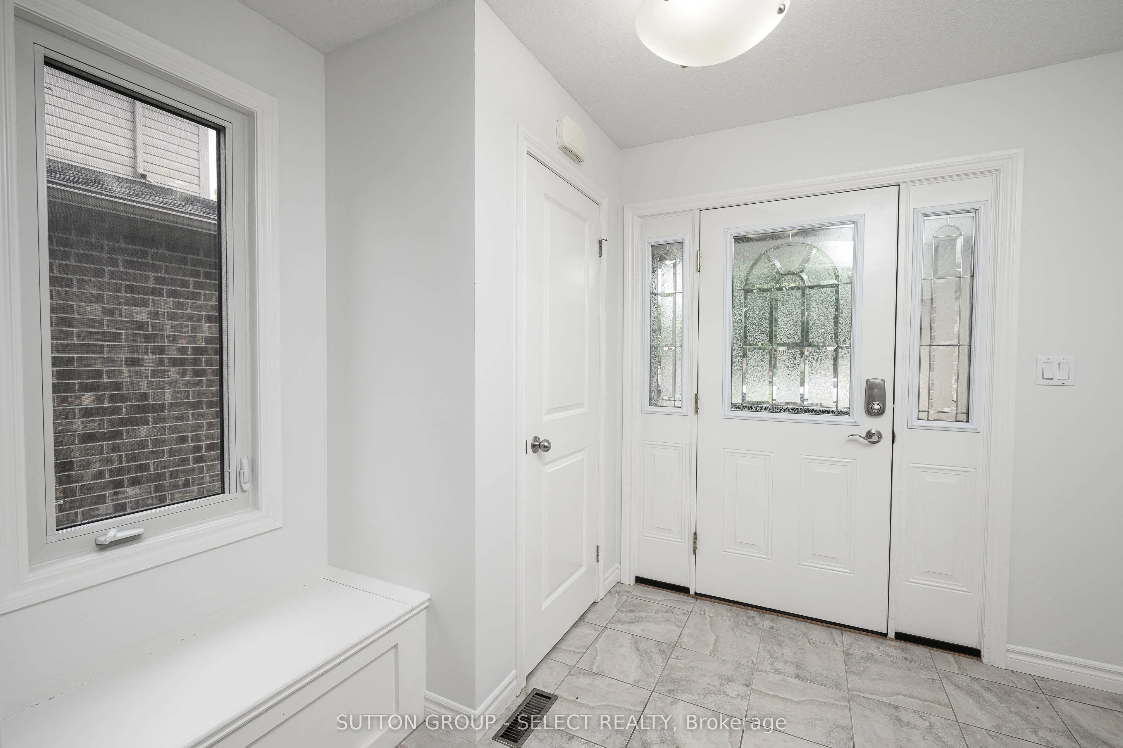 7 AMBLESIDE Drive