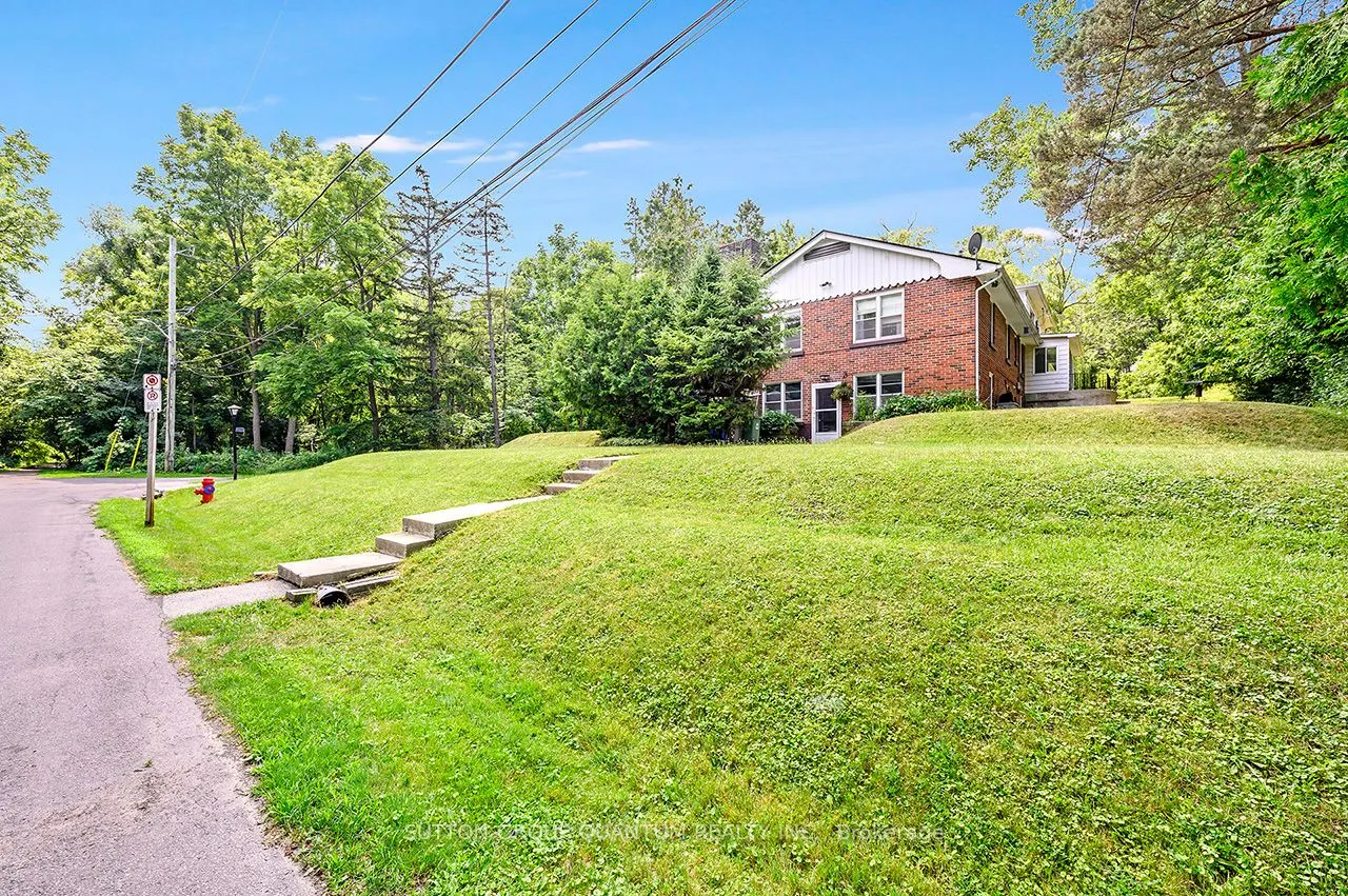 18 Sullivan's Lane