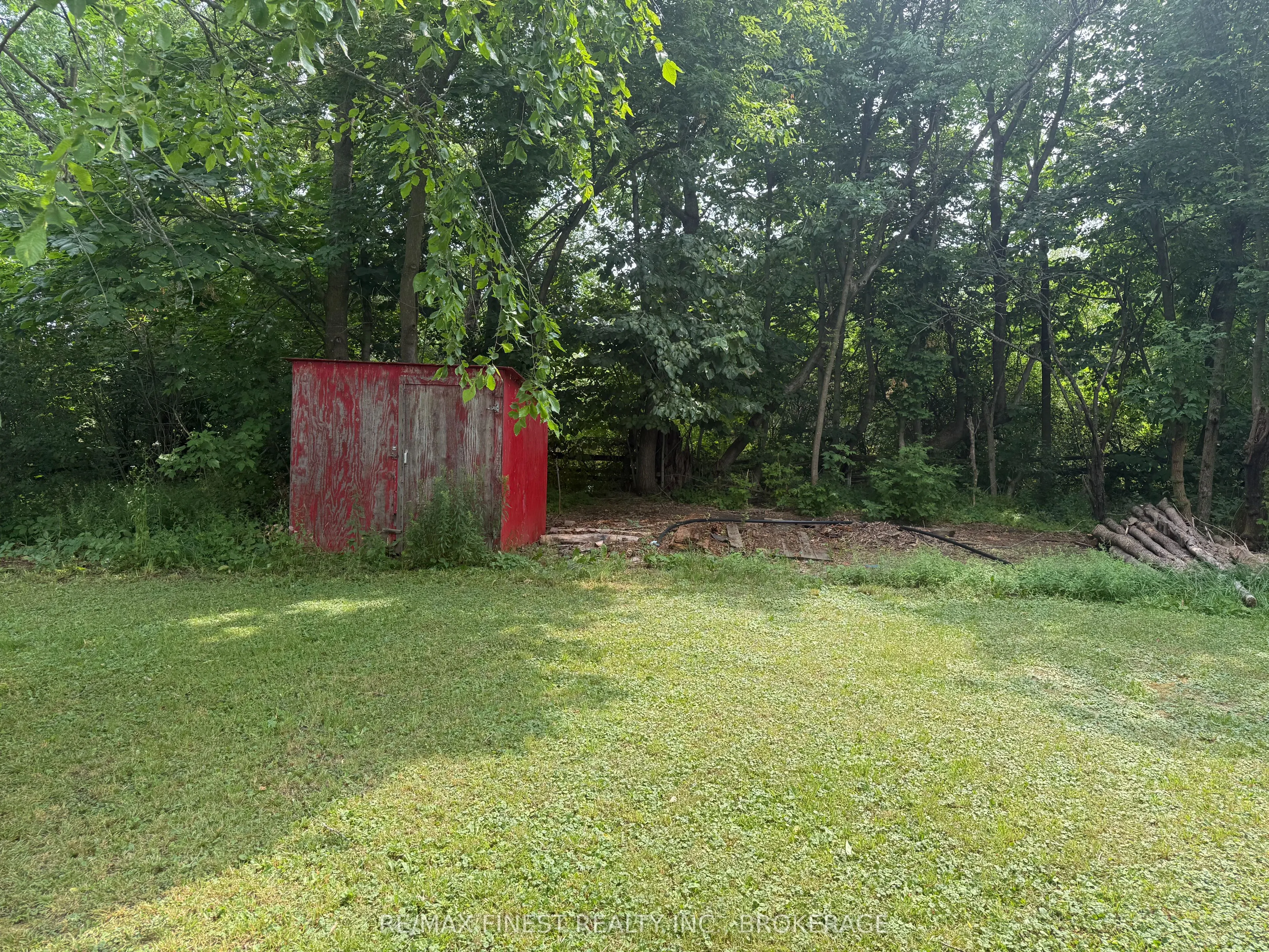 2712A Quabbin Road