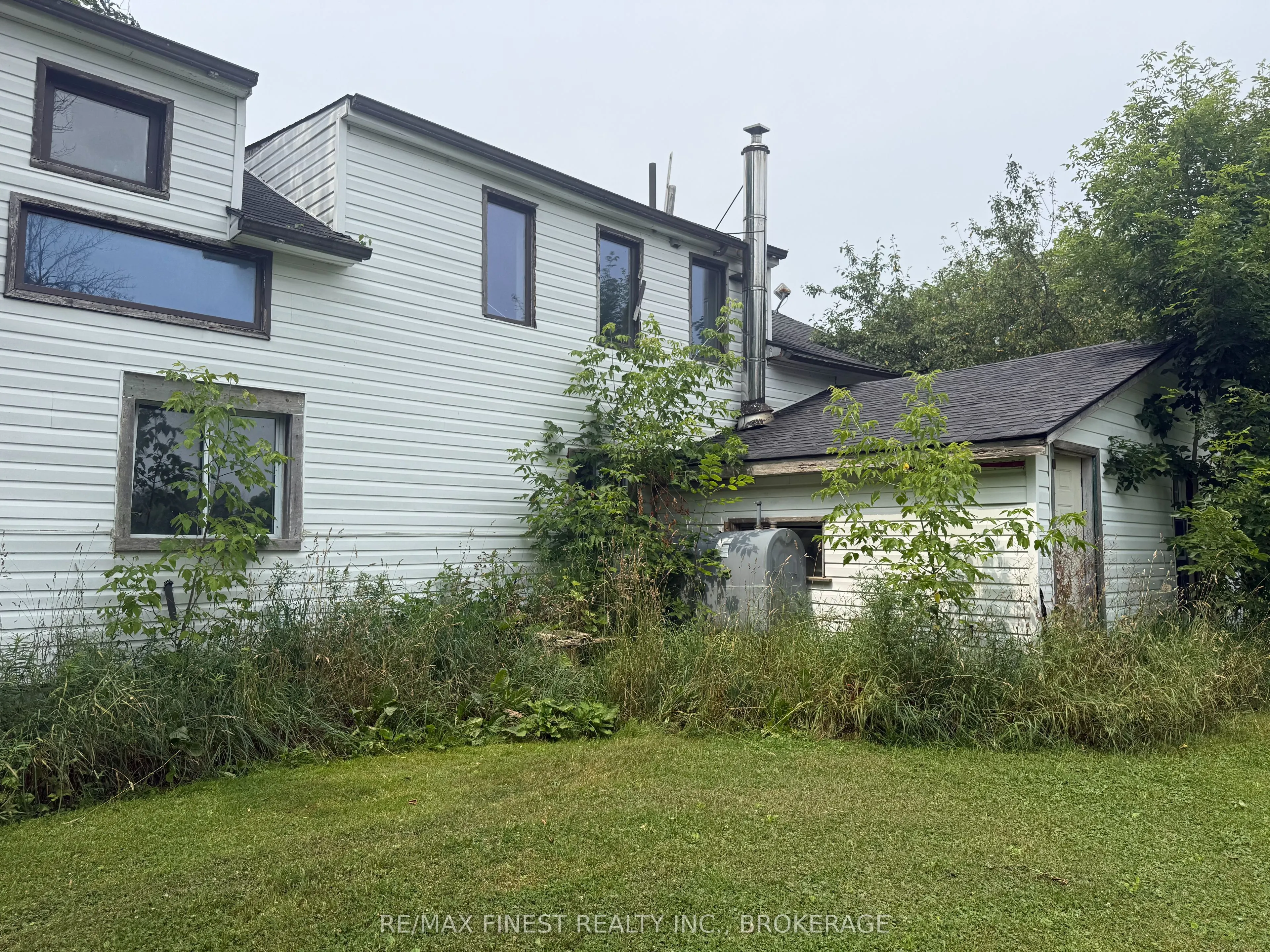 2712A Quabbin Road
