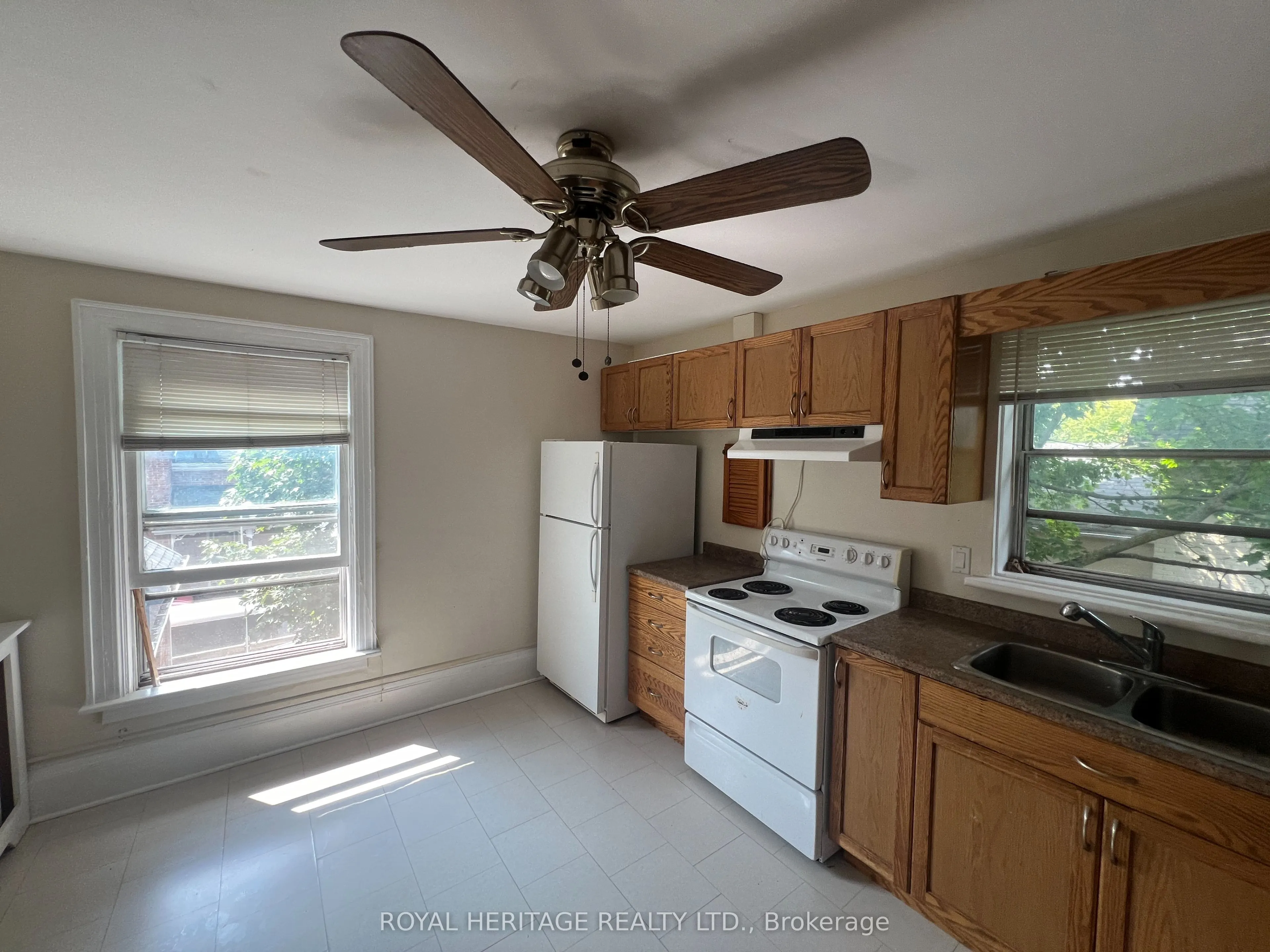 80 Bridge Street W, #2
