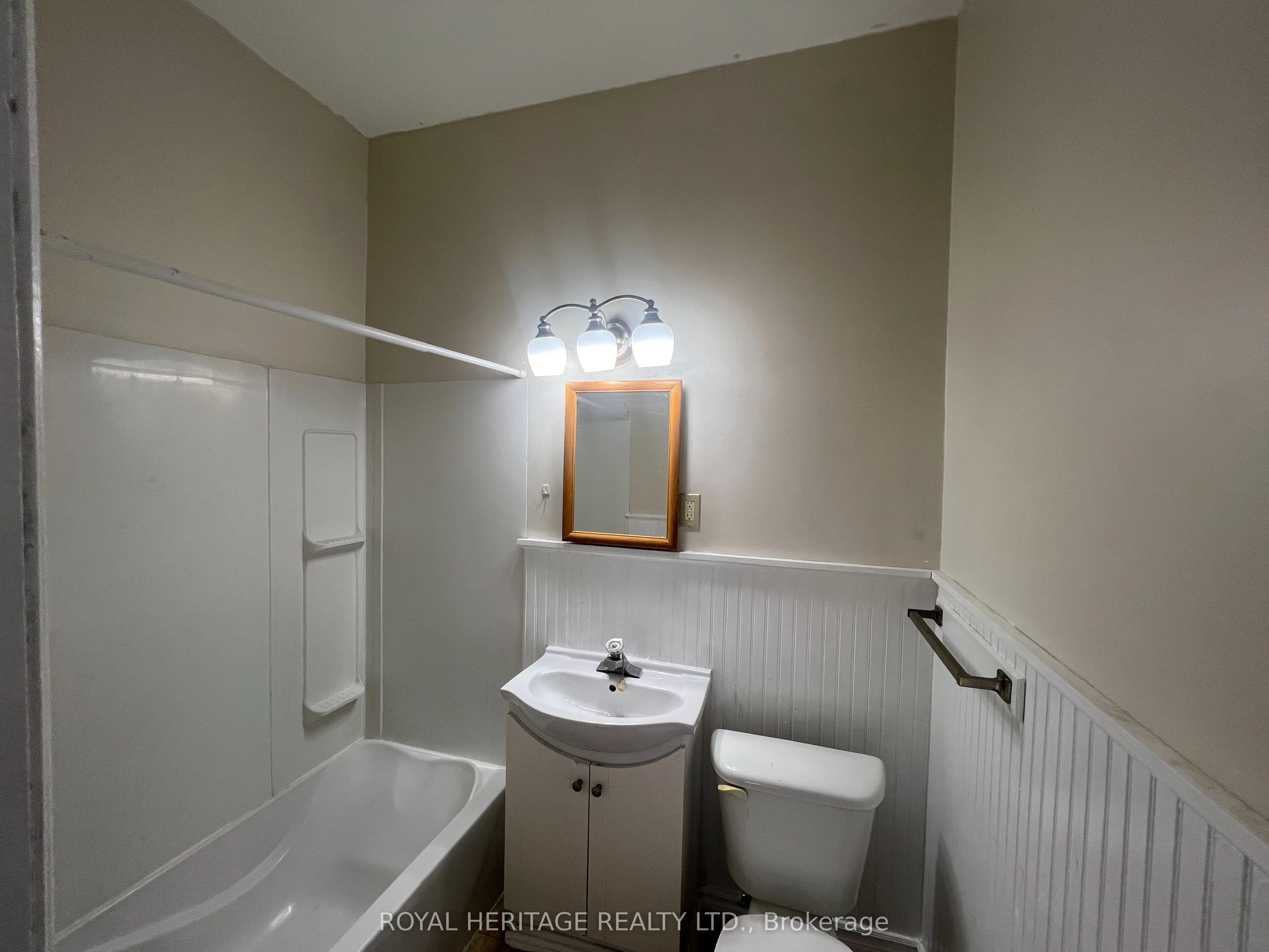 80 Bridge Street W, #2