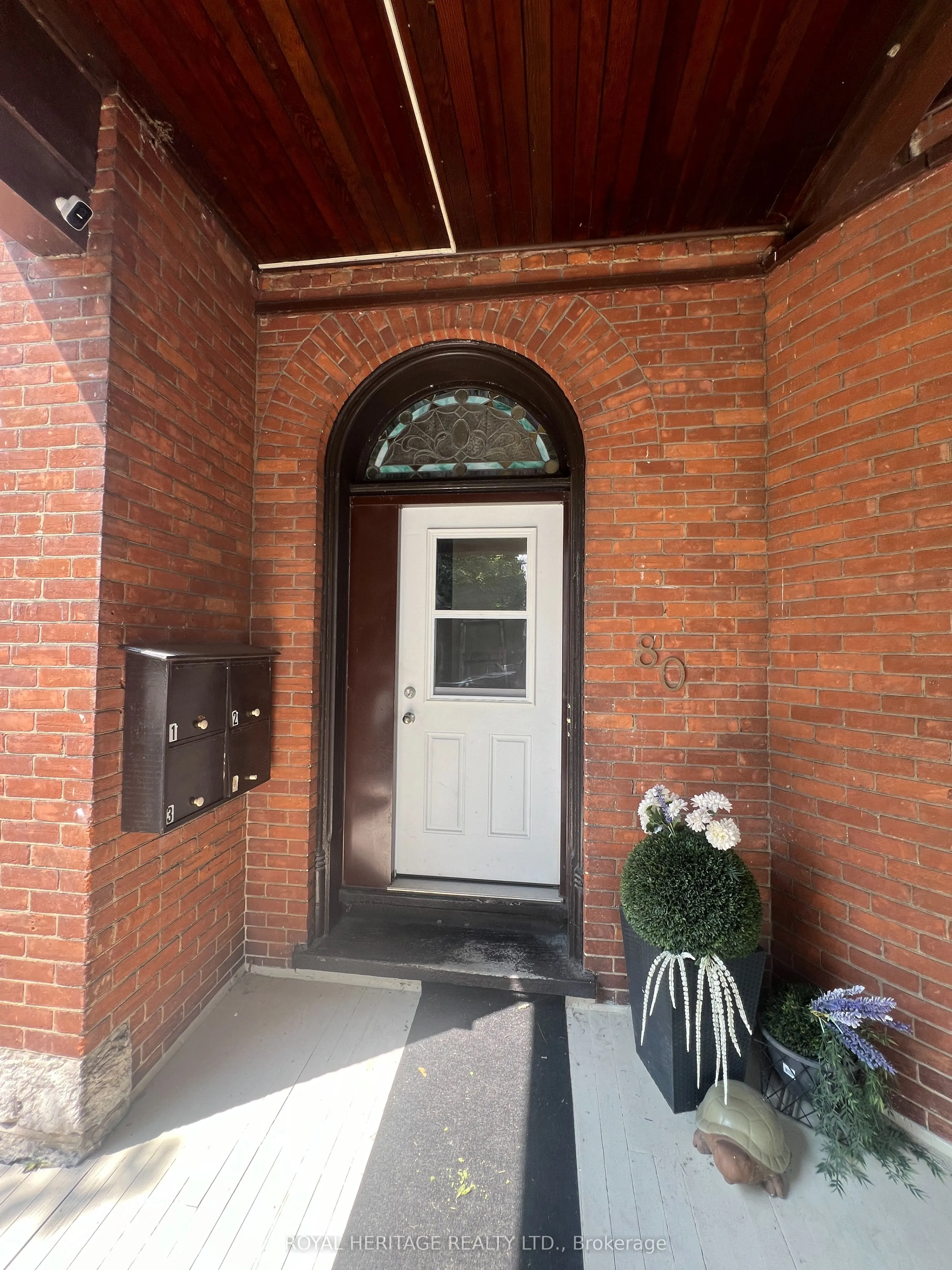 80 Bridge Street W, #2