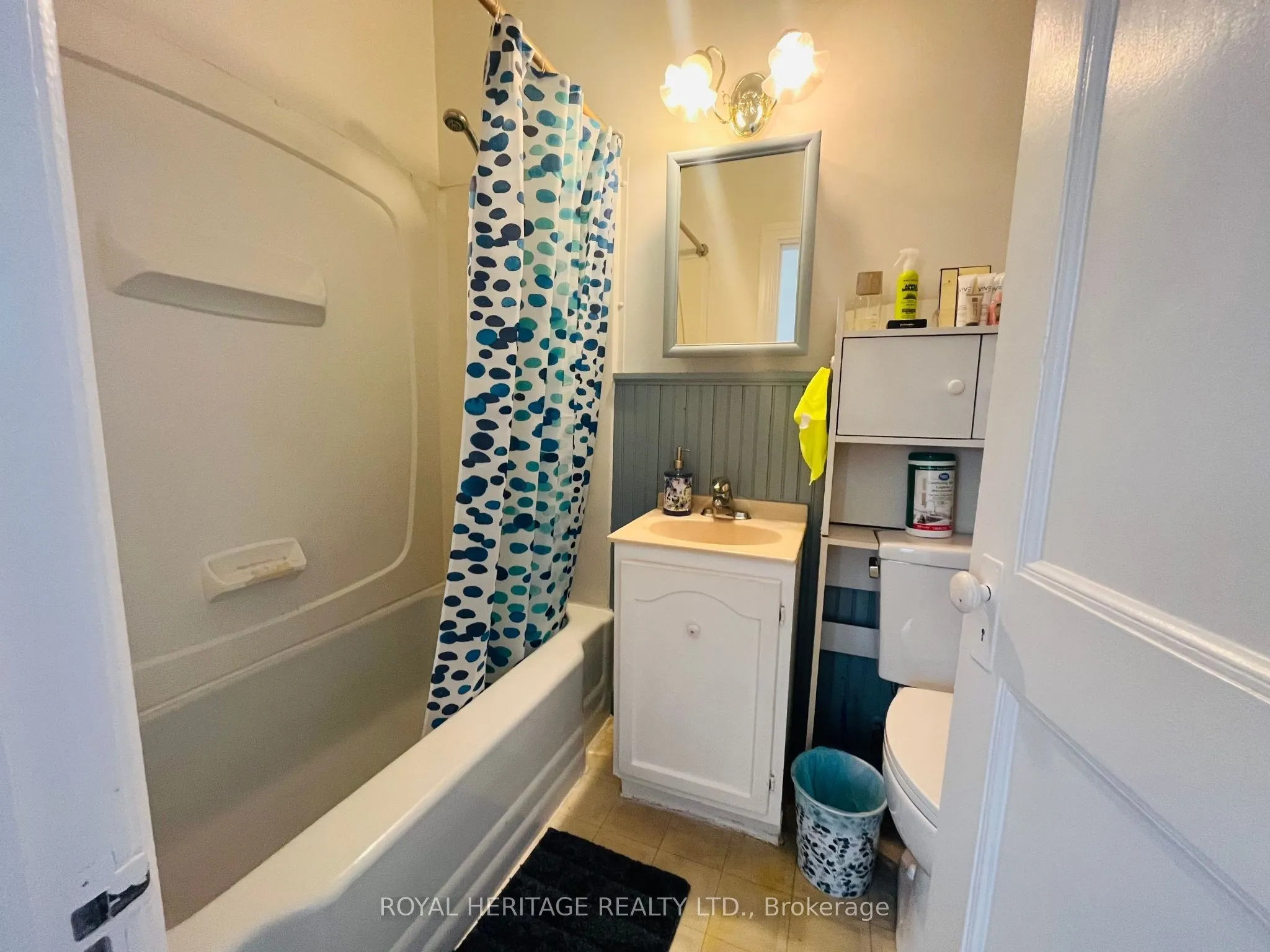 80 Bridge Street W, #2