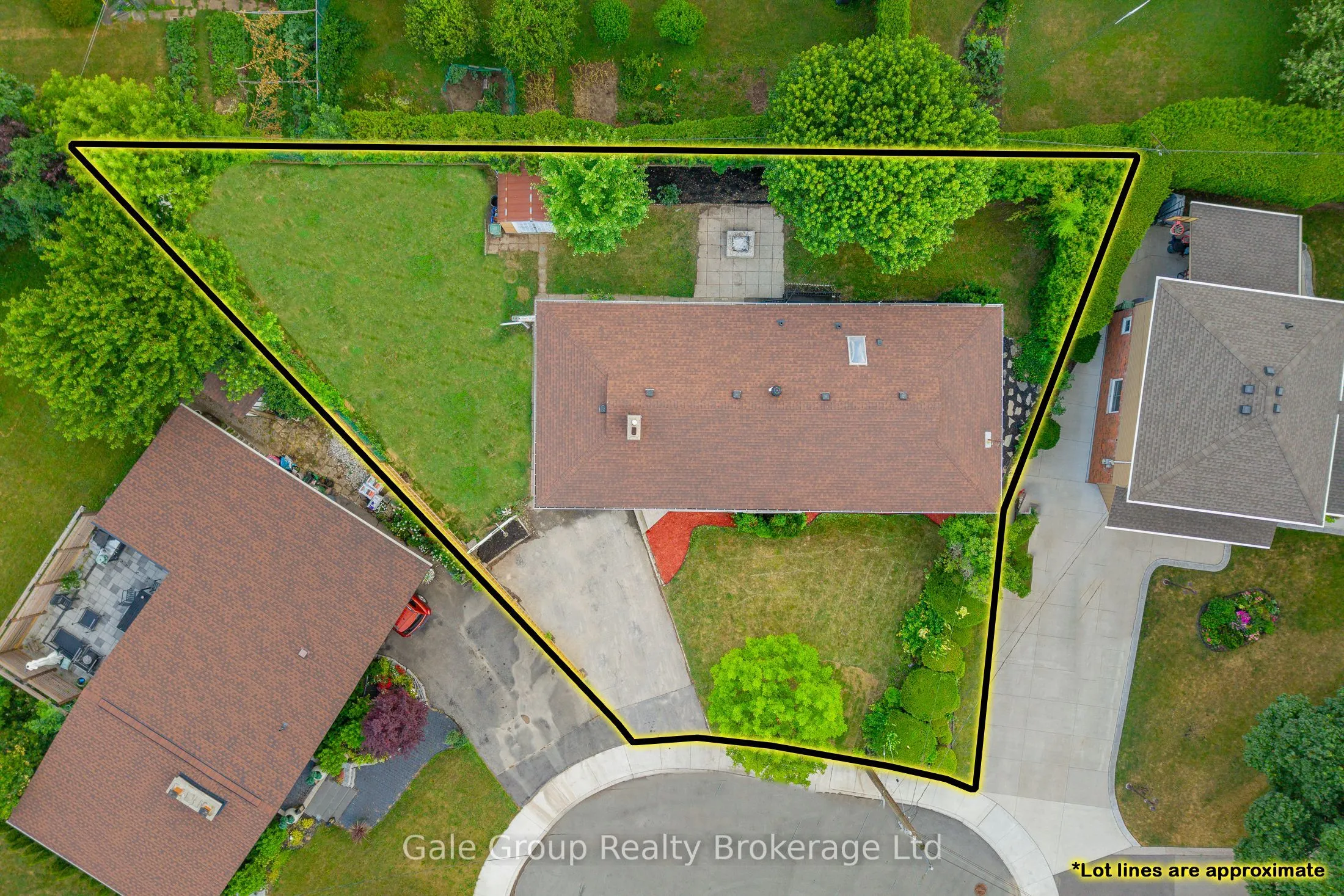 15 Kelvin Court