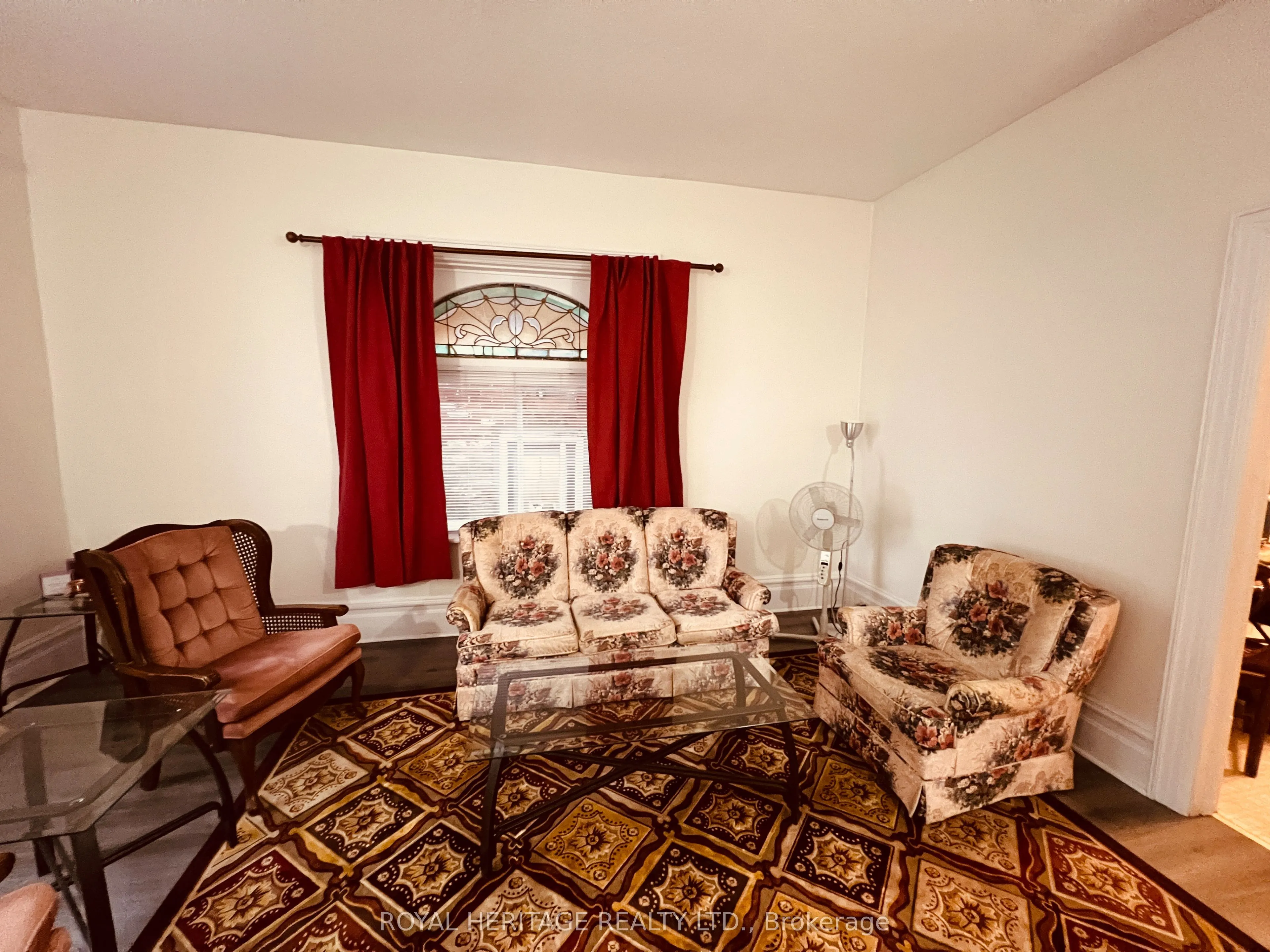 80 Bridge Street W, #1