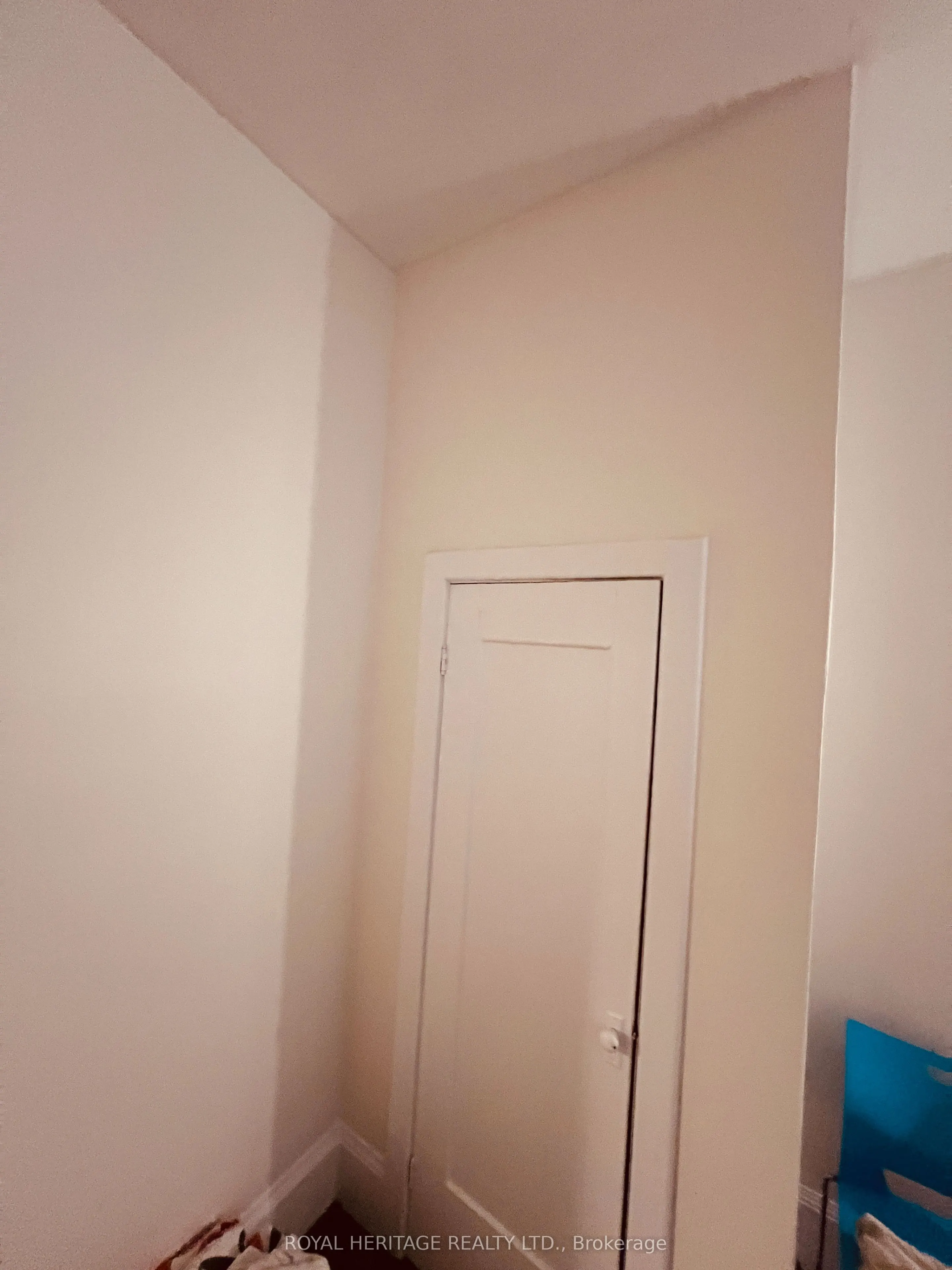 80 Bridge Street W, #1