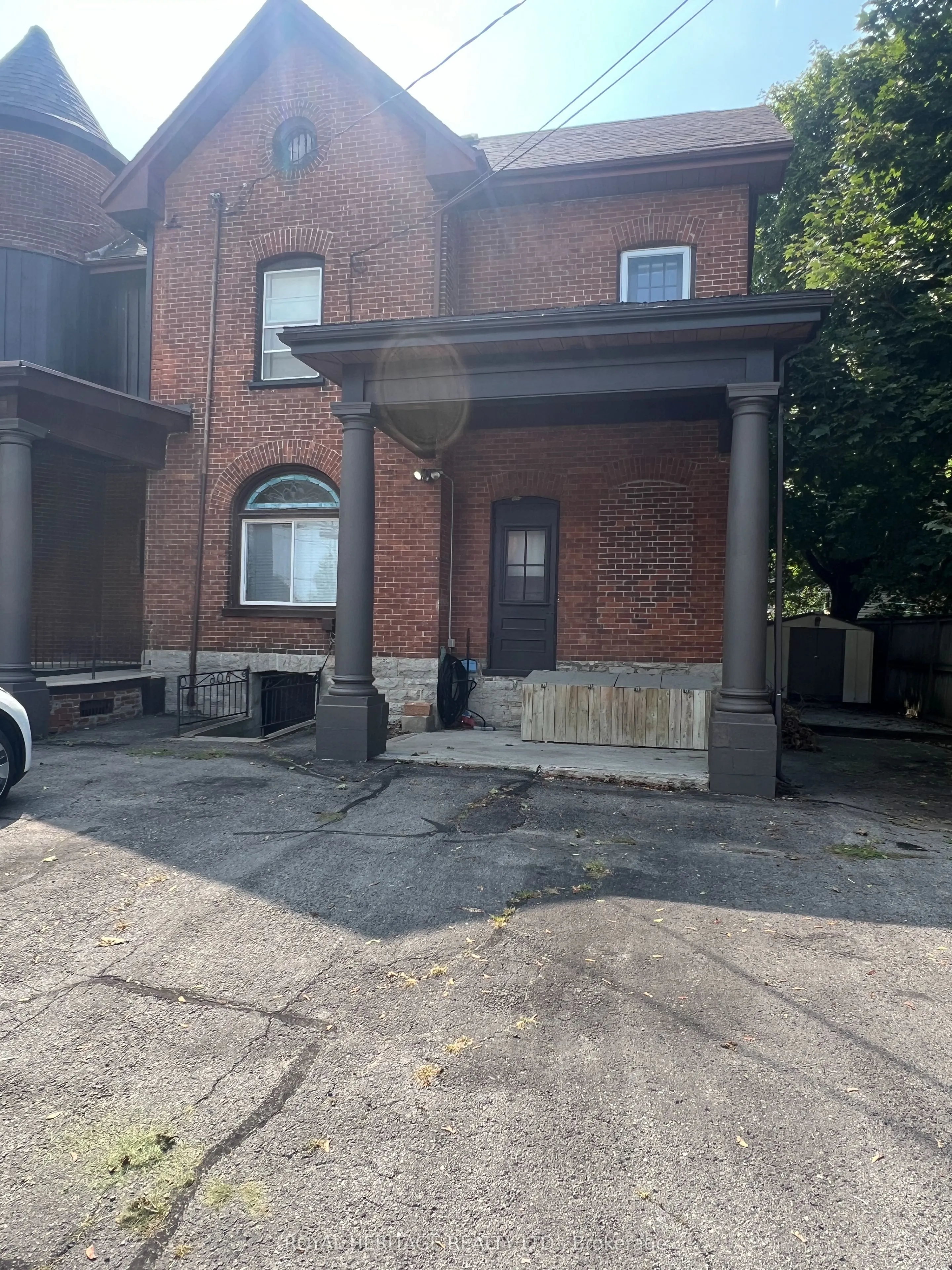80 Bridge Street W, #1