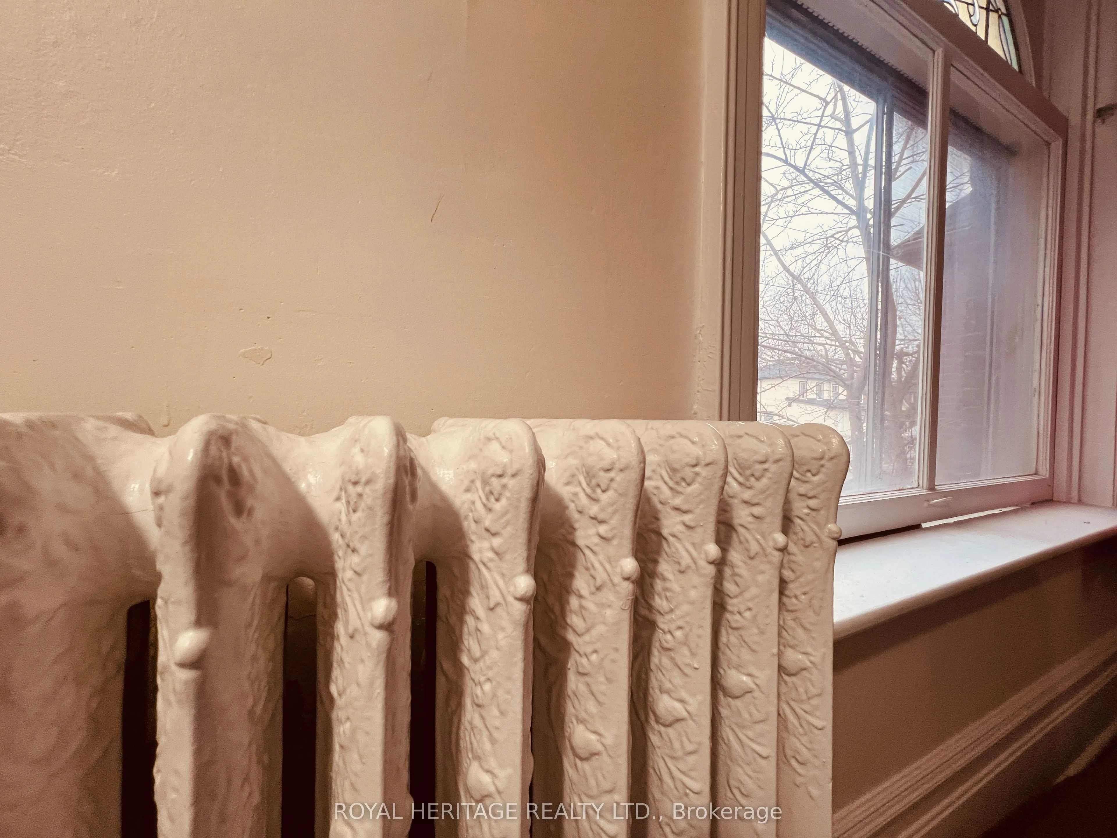 80 Bridge Street W, #1