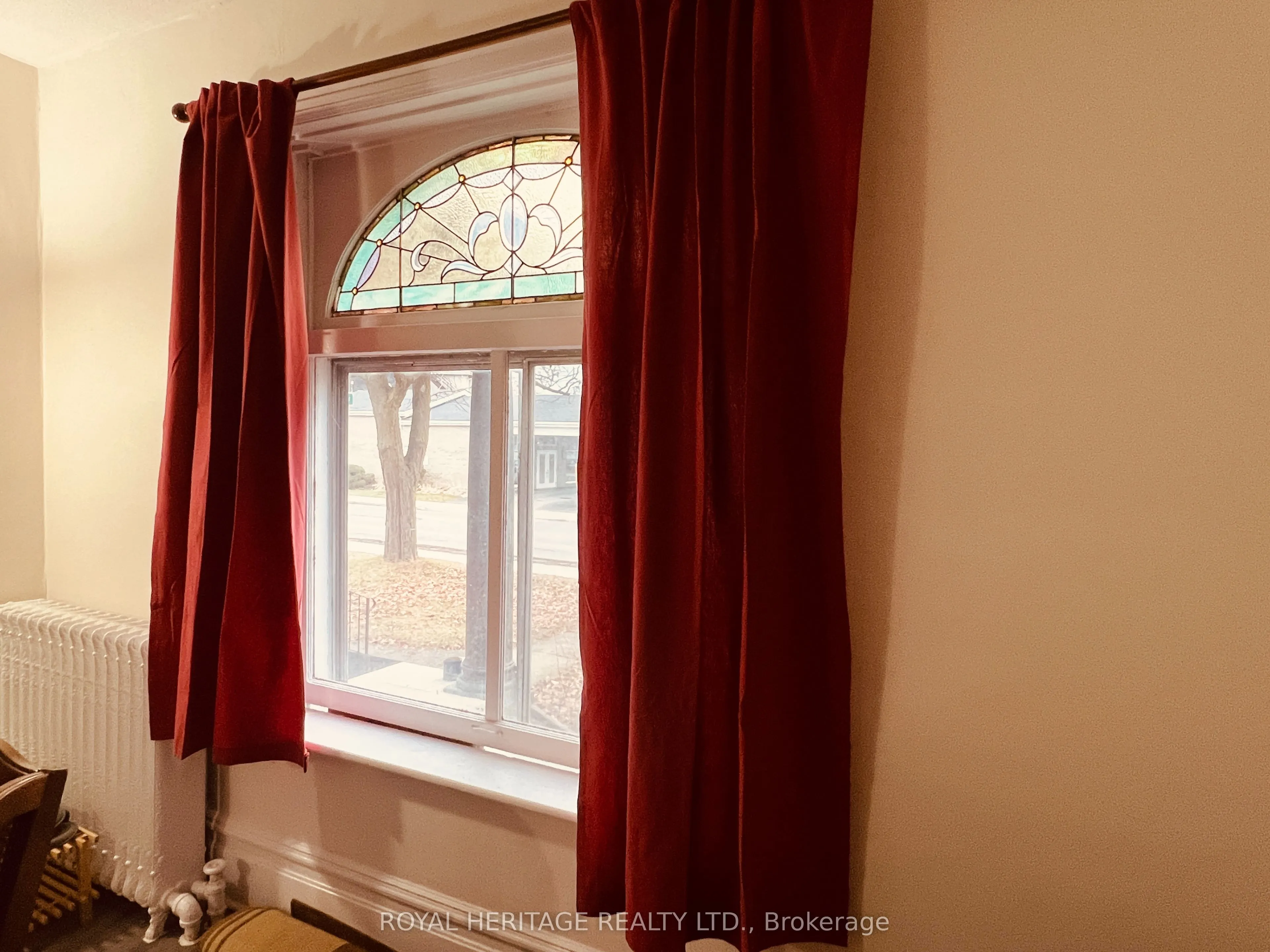 80 Bridge Street W, #1