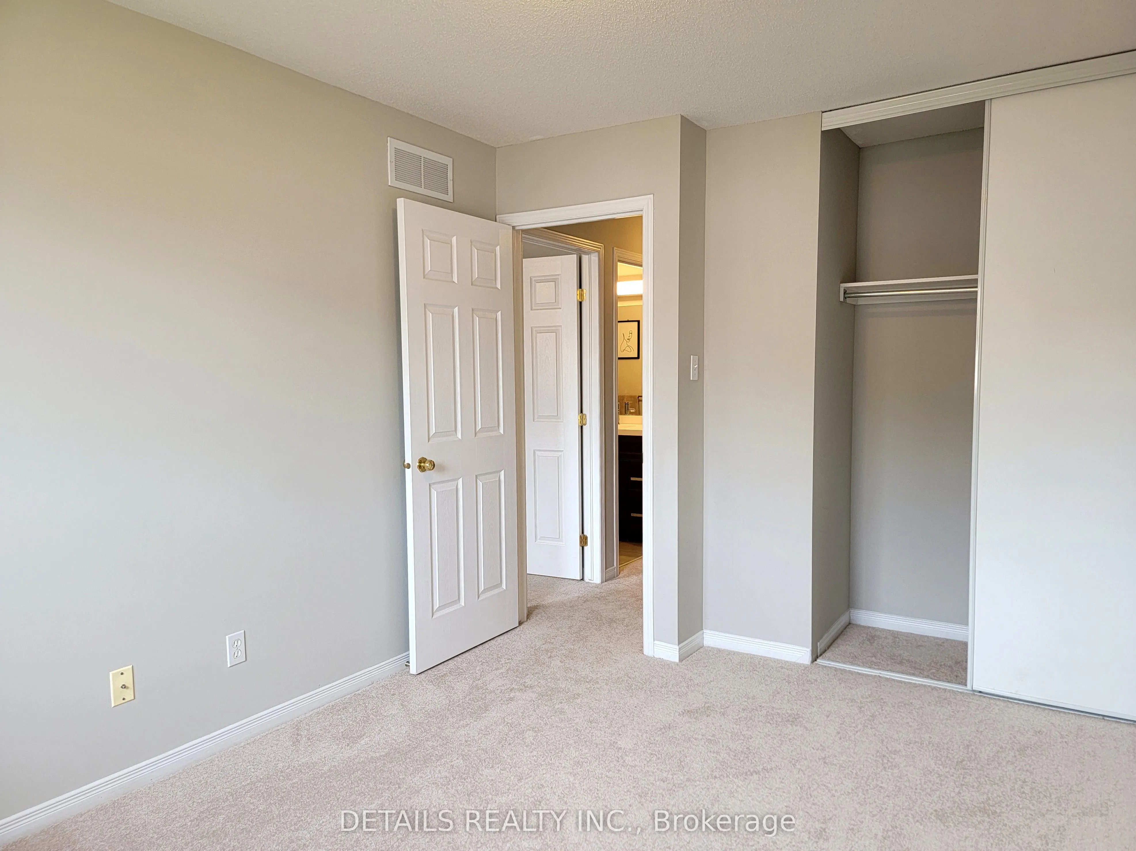21 UPNEY Drive