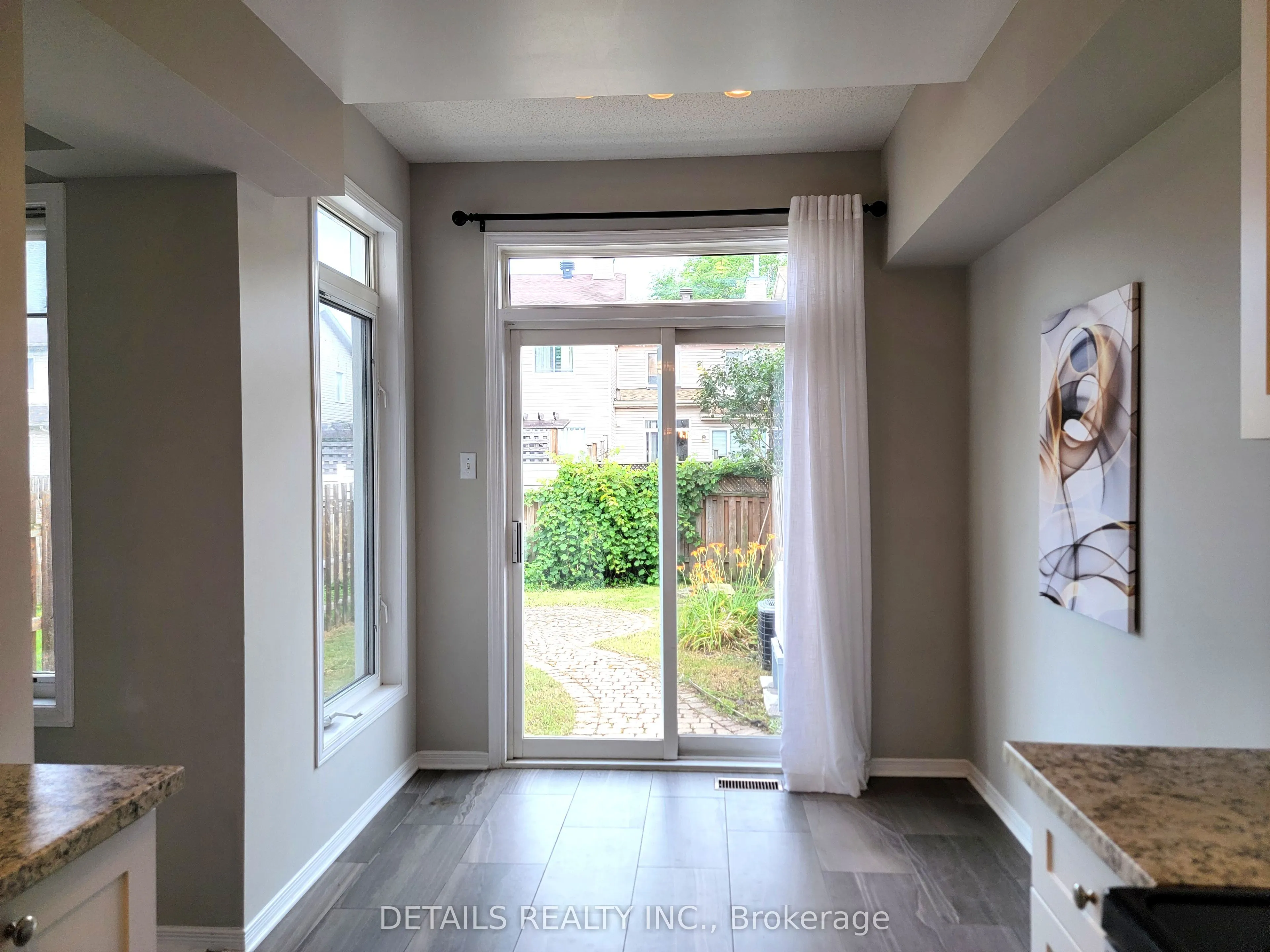 21 UPNEY Drive