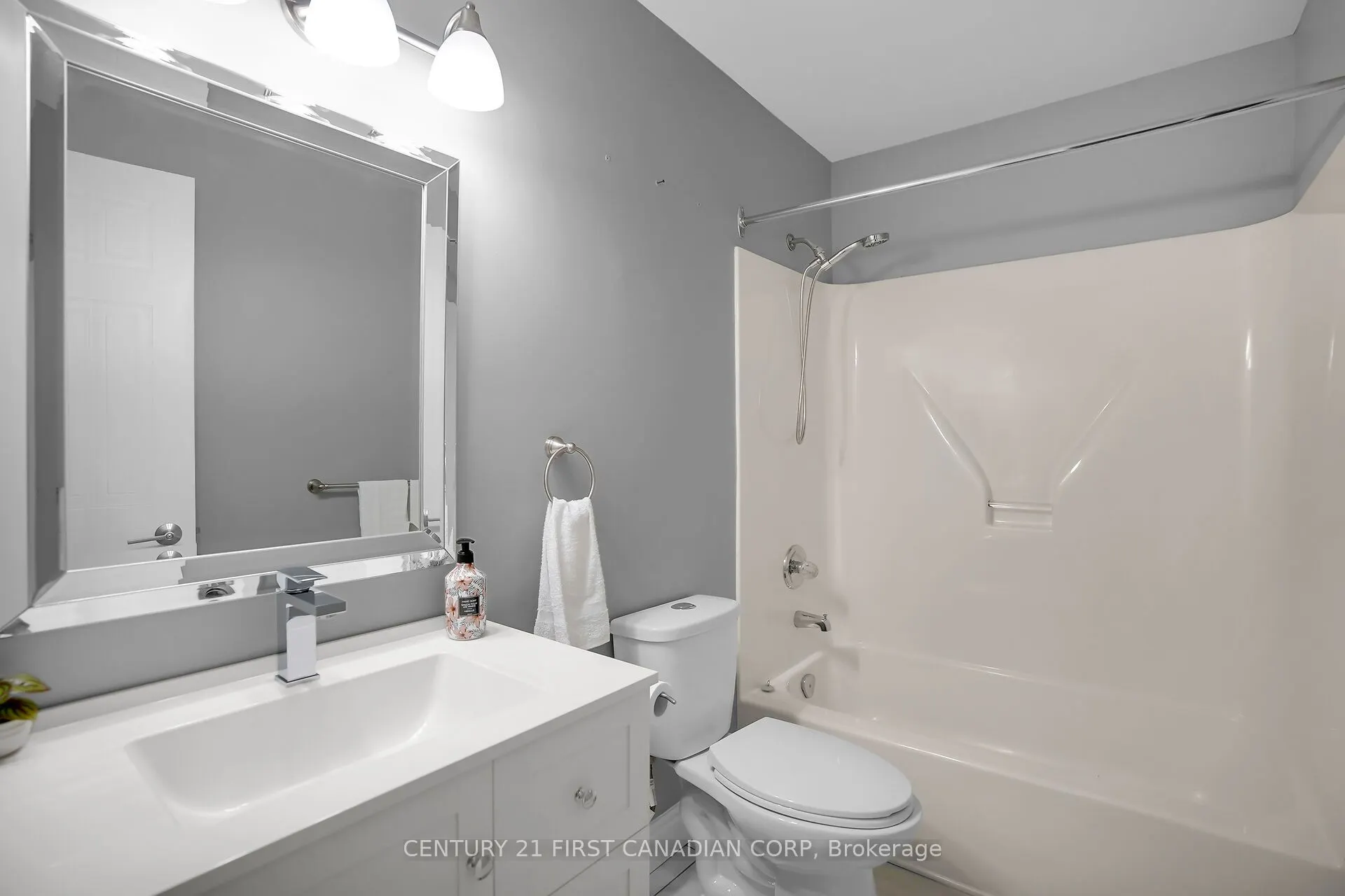 9 Ailsa Place #11