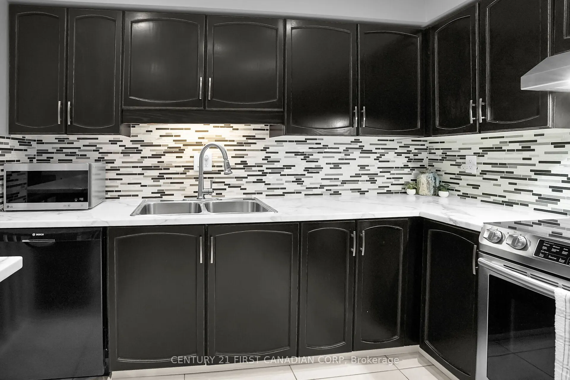 9 Ailsa Place #11