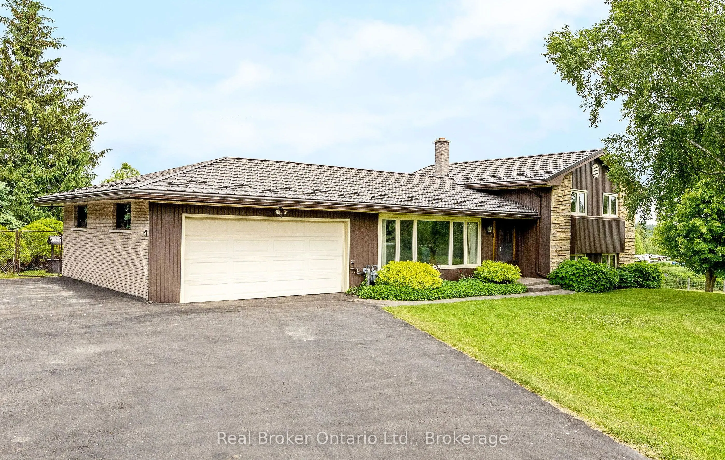 9412 Sideroad 17