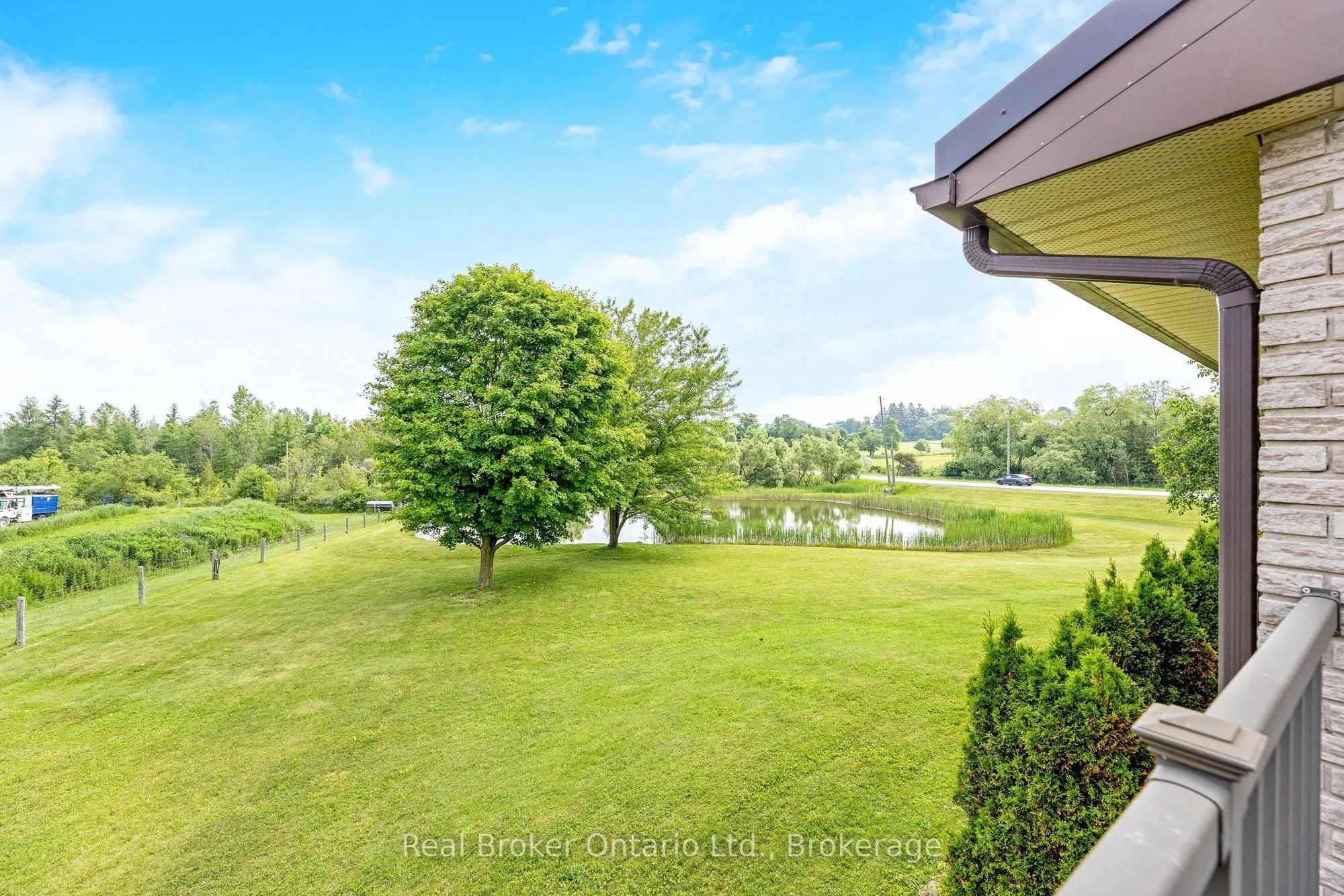 9412 Sideroad 17
