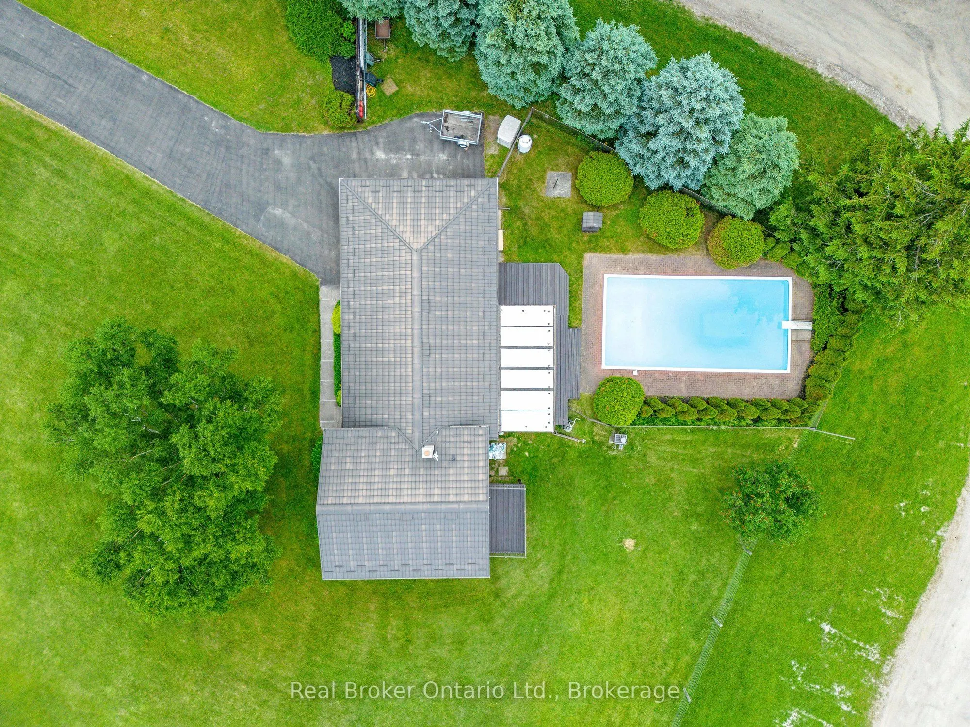 9412 Sideroad 17