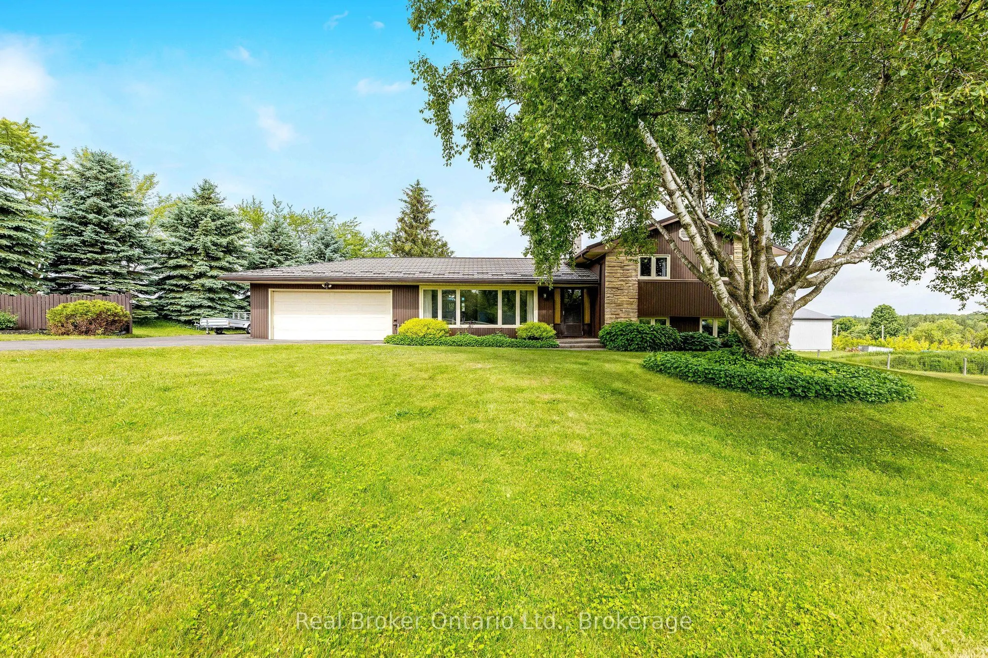 9412 Sideroad 17